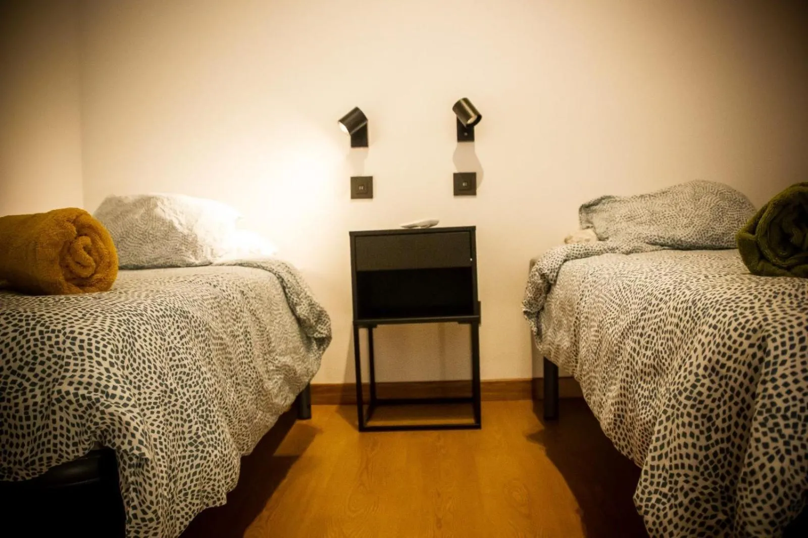 Bedroom, Bed in Onefam Sungate