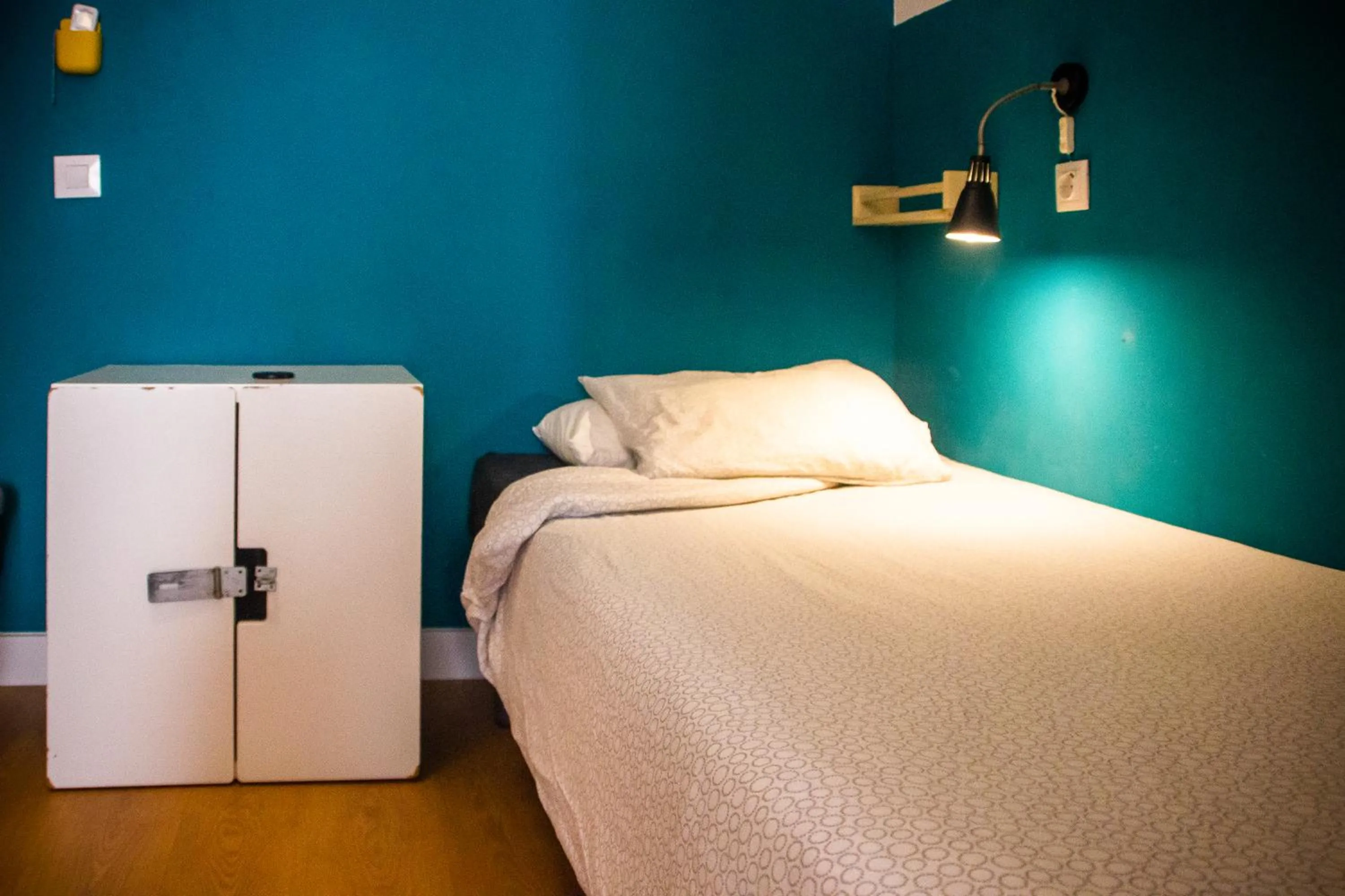 microwave, Bed in Onefam Sungate