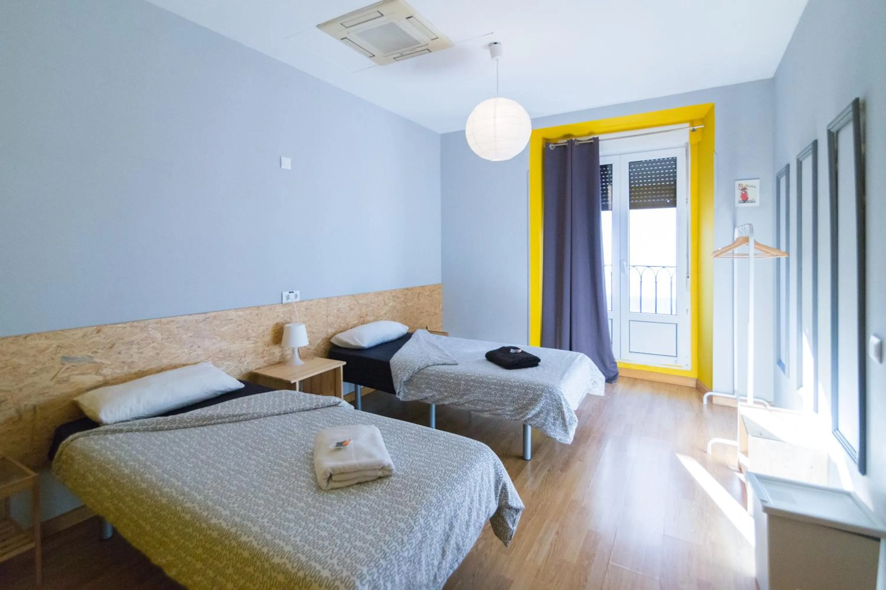 Bed in Onefam Sungate