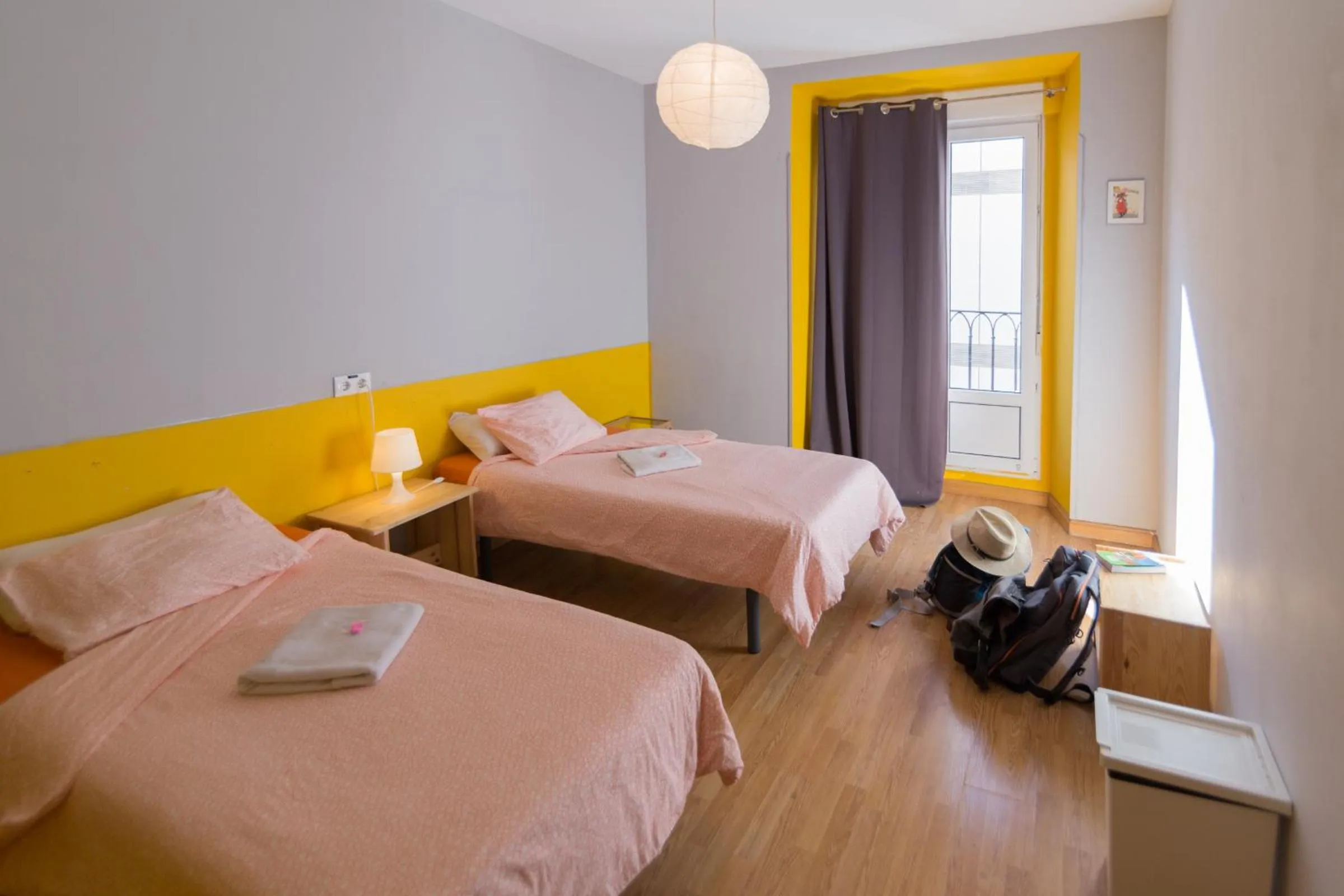 Bed in Onefam Sungate