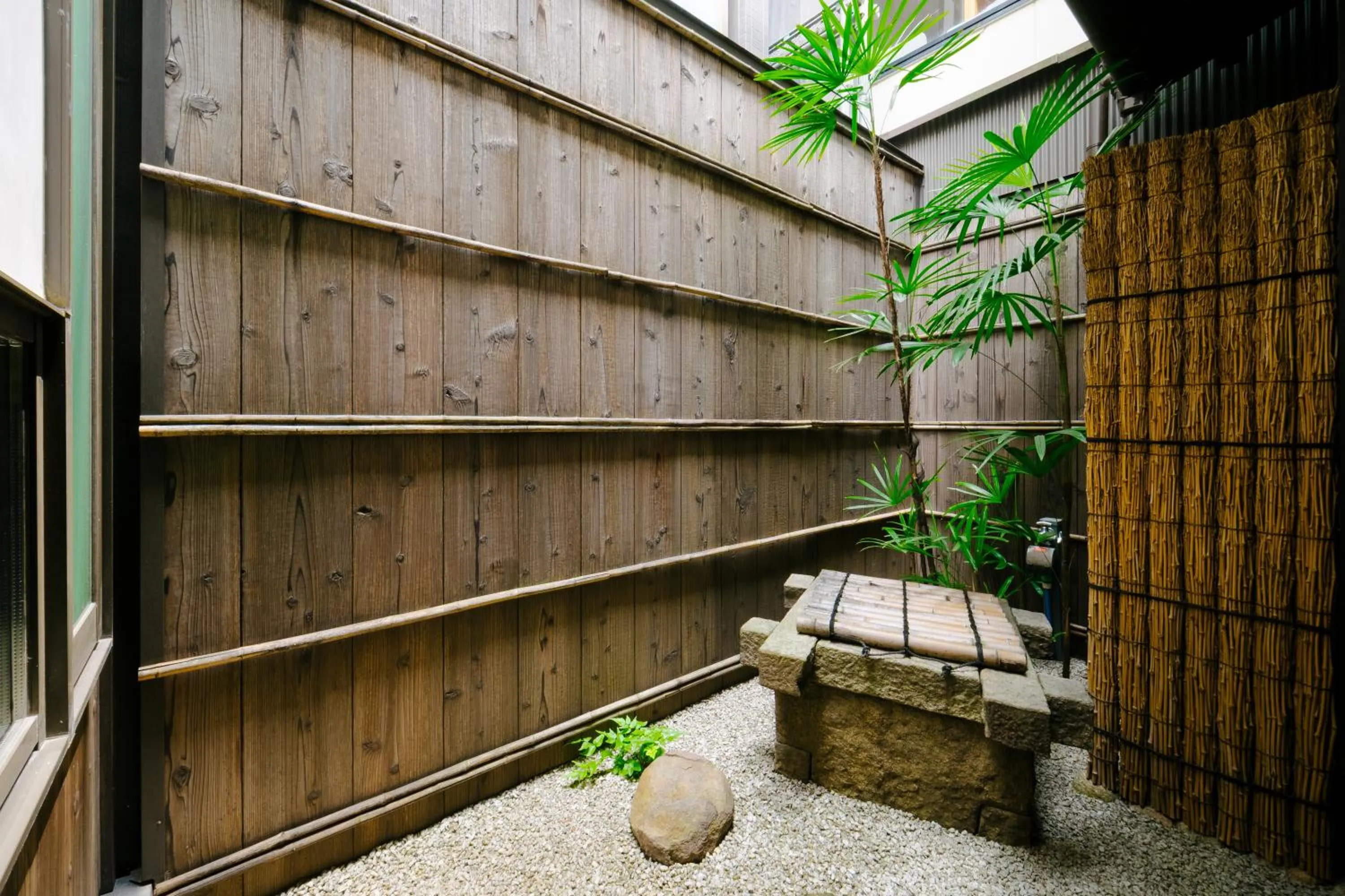 Garden in Momohana an Machiya House