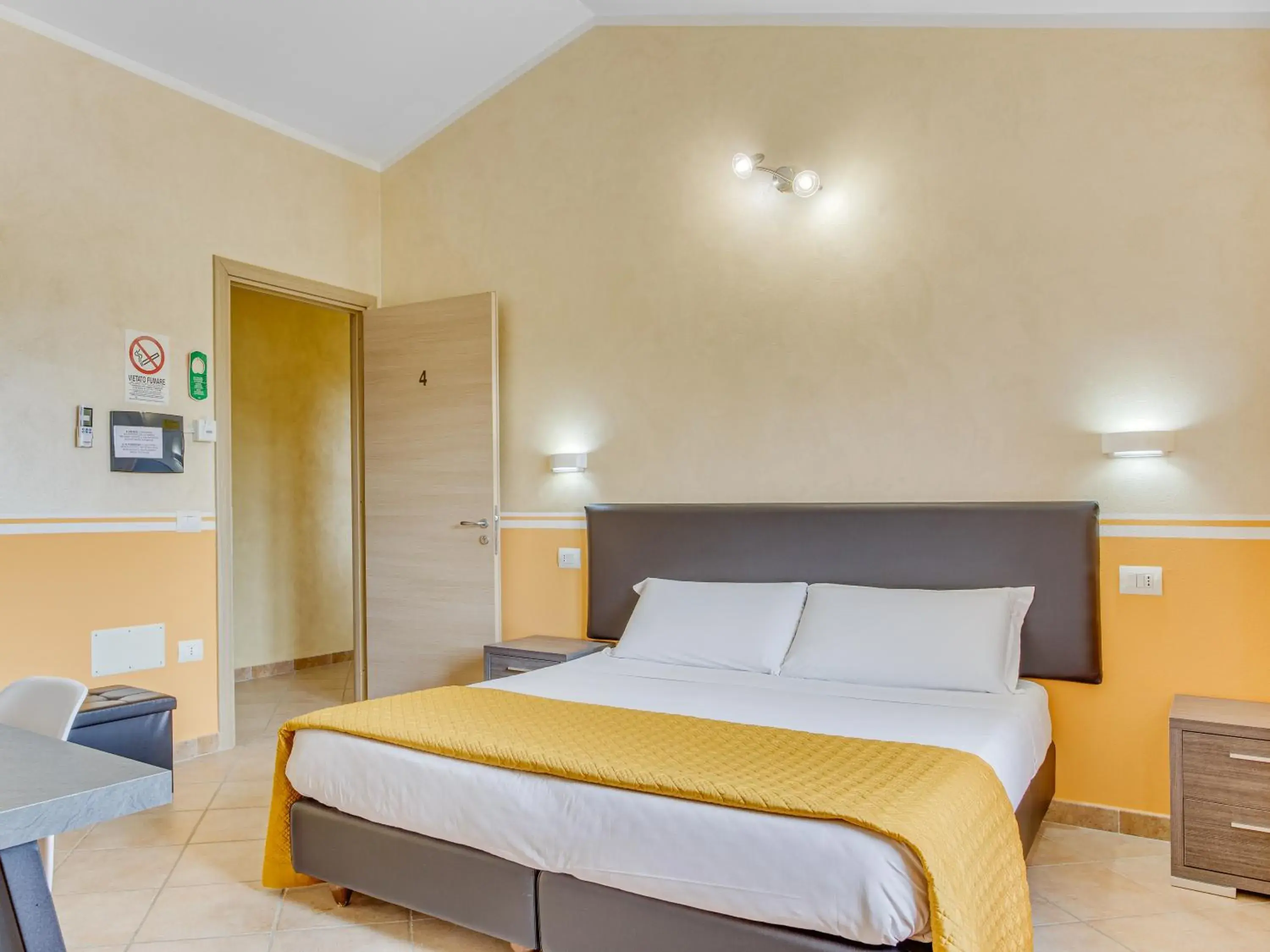 Double or Twin Room in MEMO'S Affittacamere Double or Twin Room in MEMO'S Affittacamere