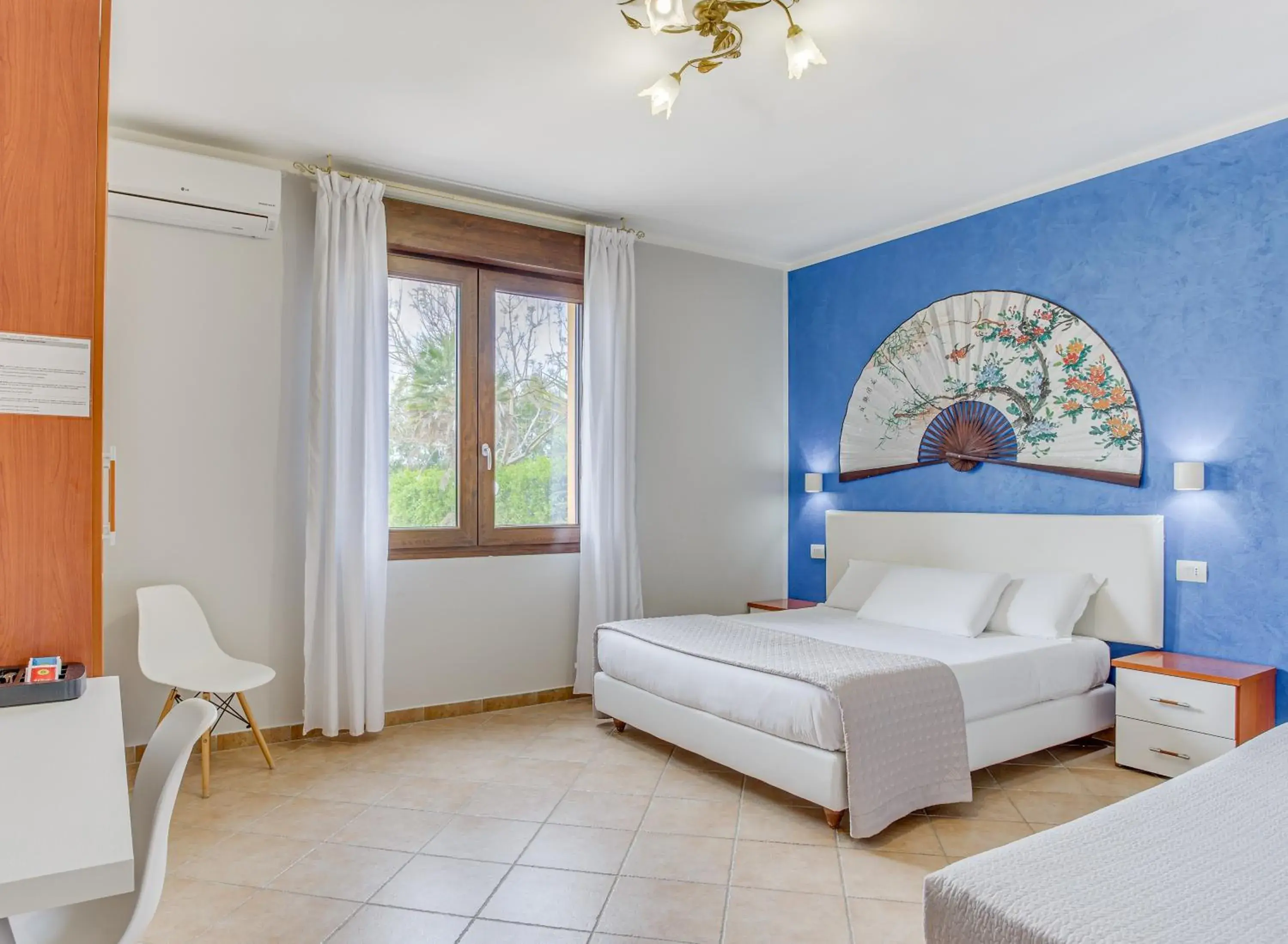 Deluxe Double Room with Extra Bed - single occupancy in MEMO'S Affittacamere Deluxe Double Room with Extra Bed - single occupancy in MEMO'S Affittacamere