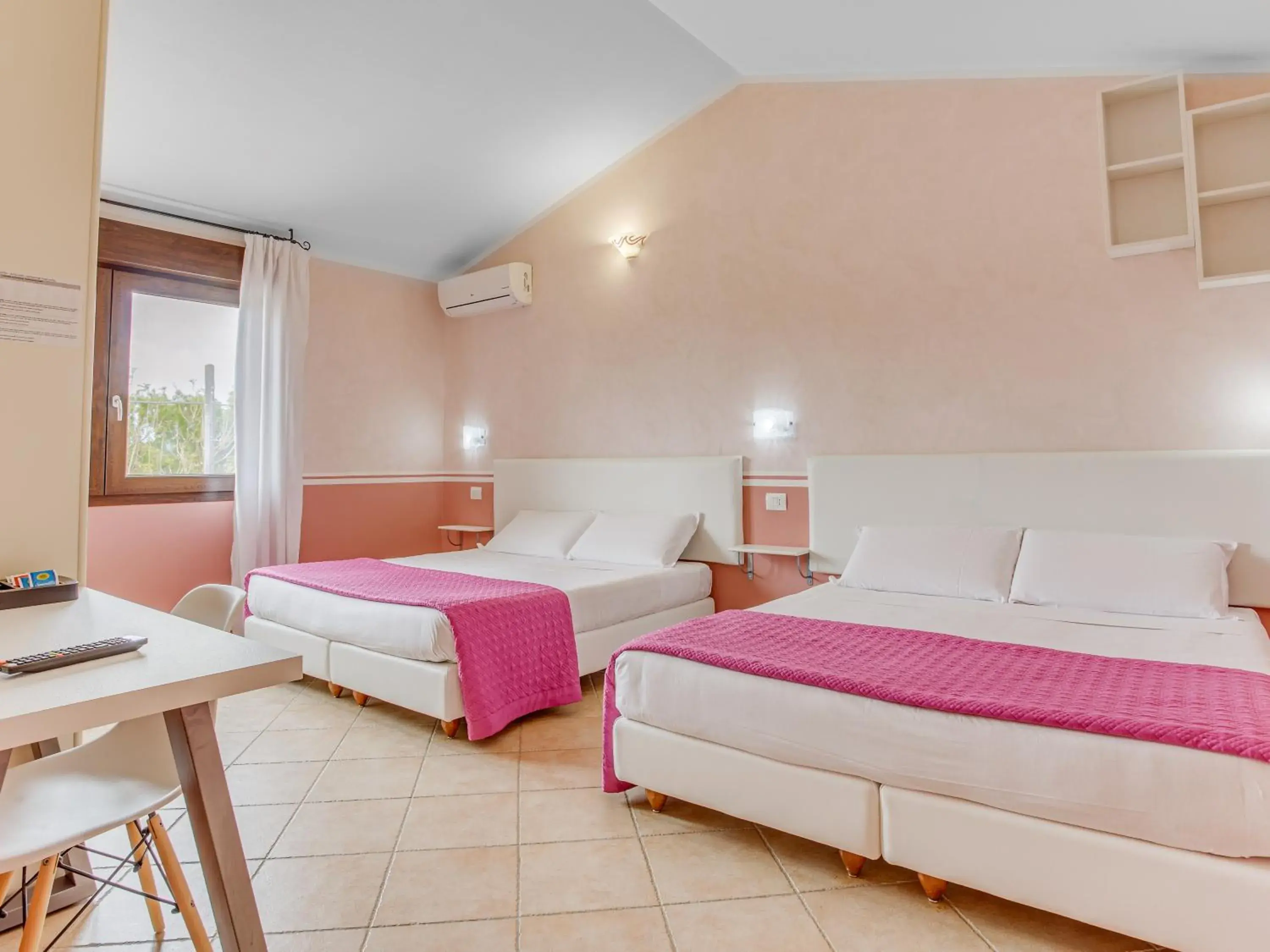 Quadruple Room in MEMO'S Affittacamere Quadruple Room in MEMO'S Affittacamere