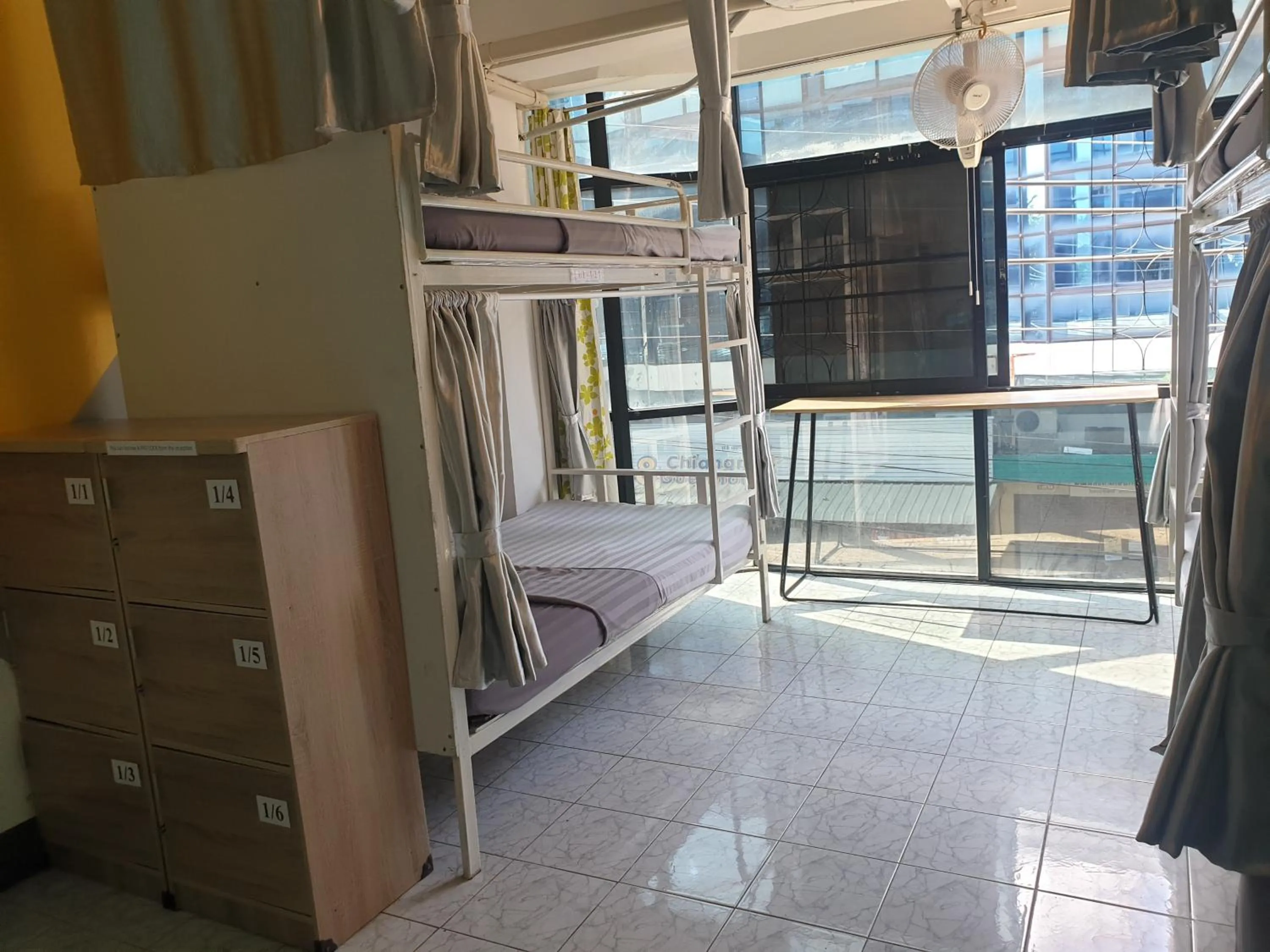 Bed in i-smile & U2 Hostel