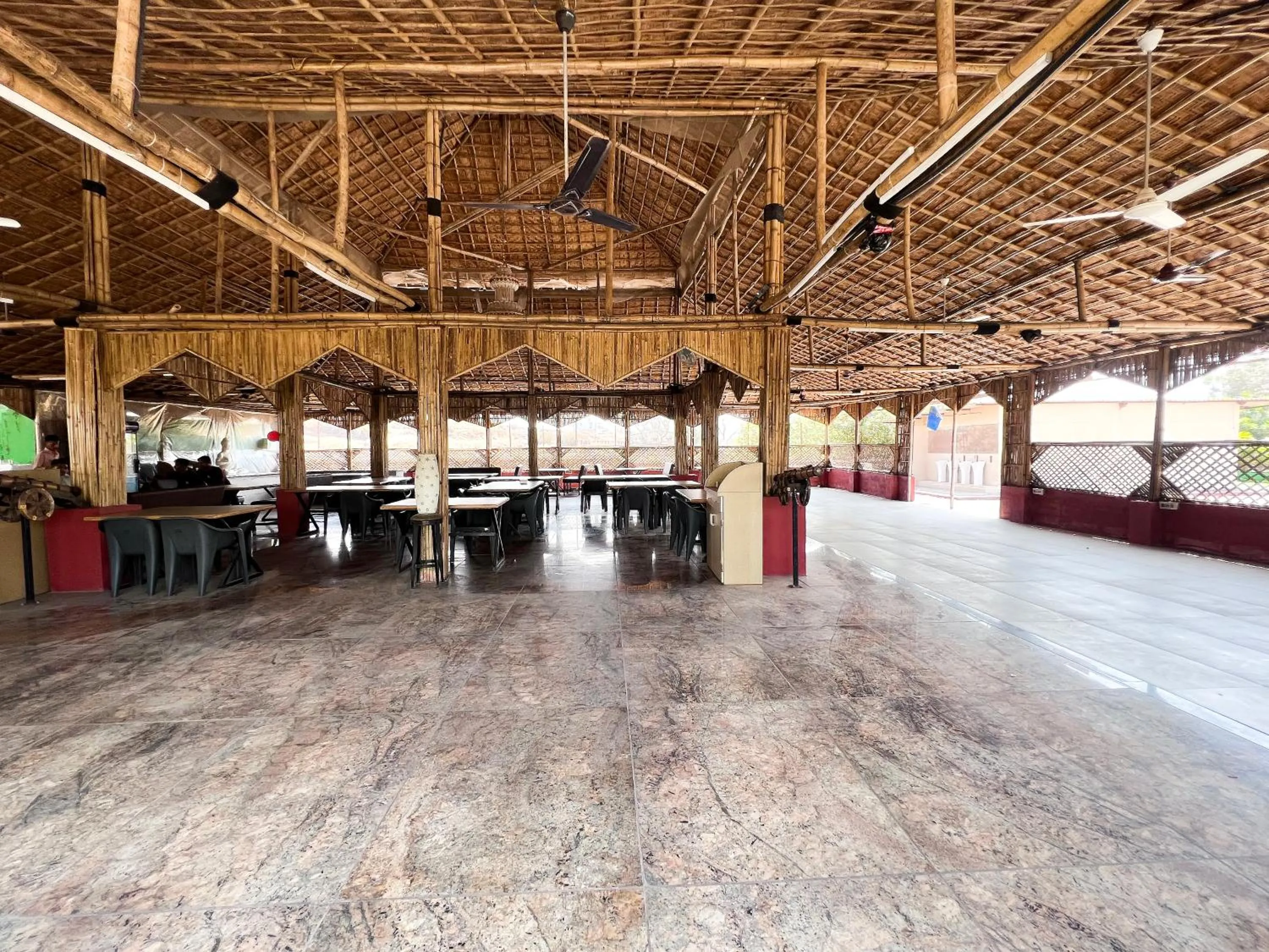 Restaurant/places to eat in Zestin Hill Resort Lonavala