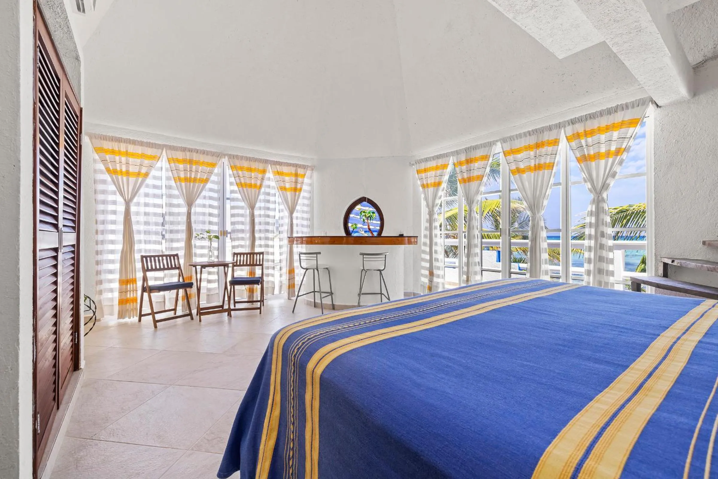 Bed in Casa Cenote Hotel