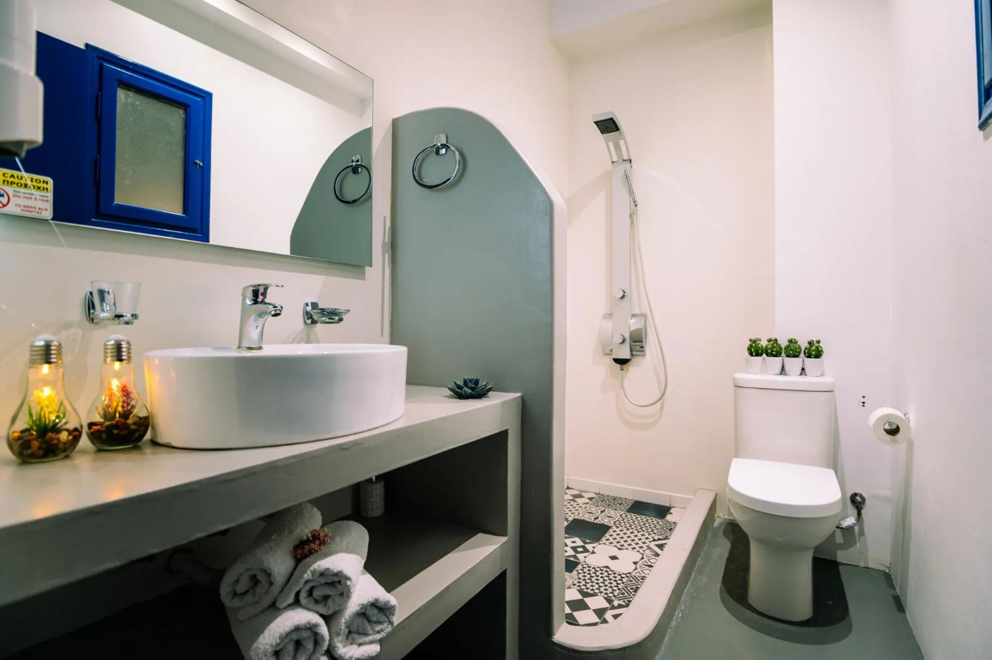 Shower in Casa Di Roma