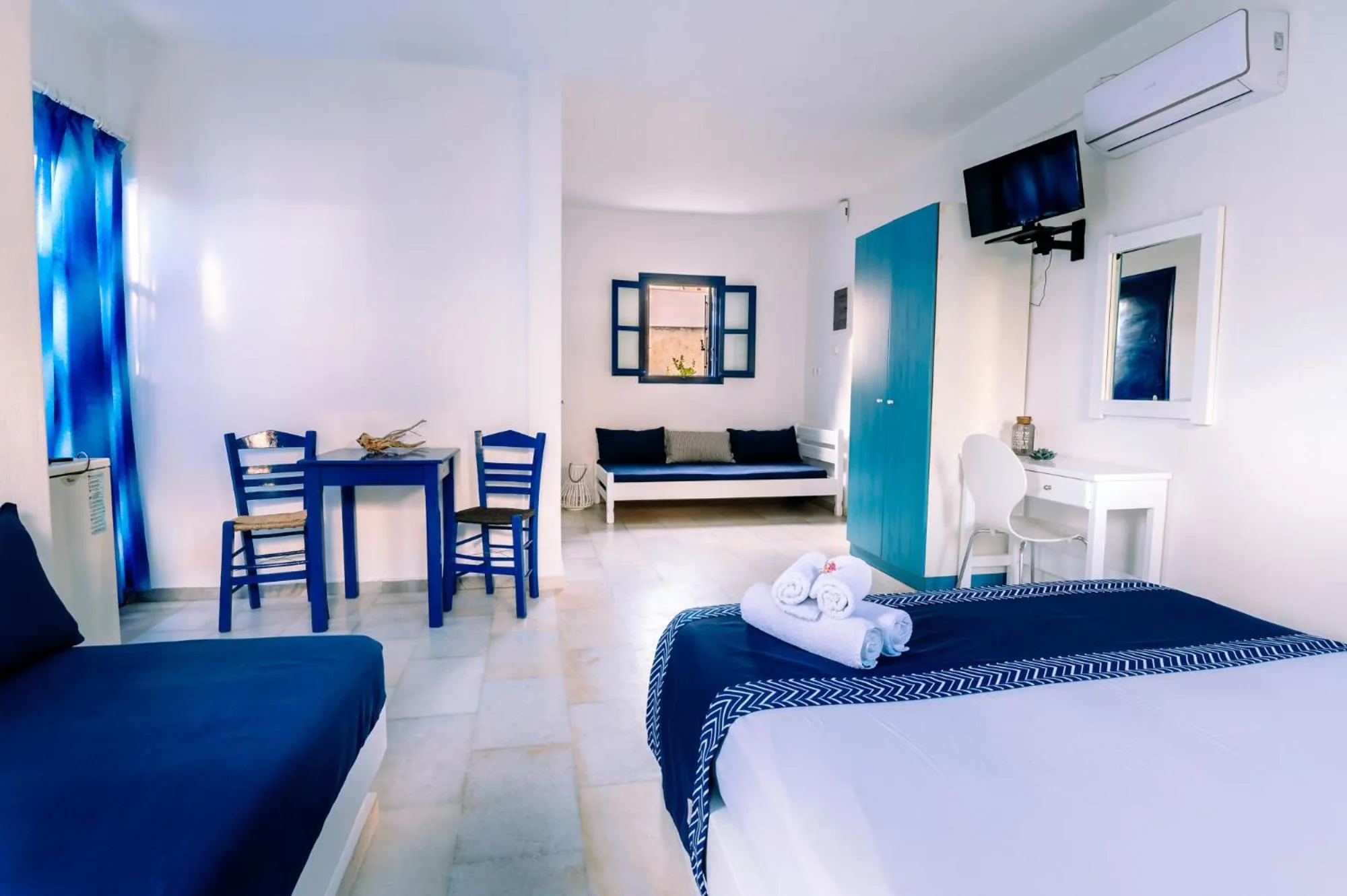 Photo of the whole room, Bed in Casa Di Roma