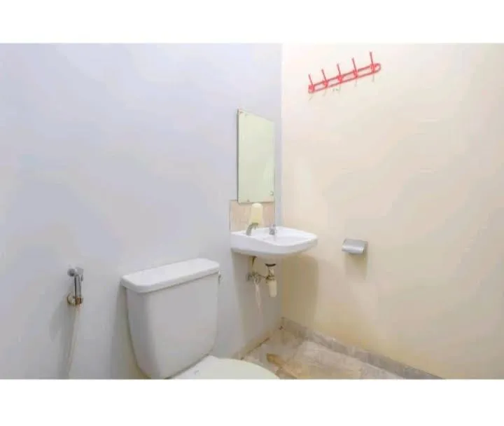 Toilet in Tobana House Bintaro