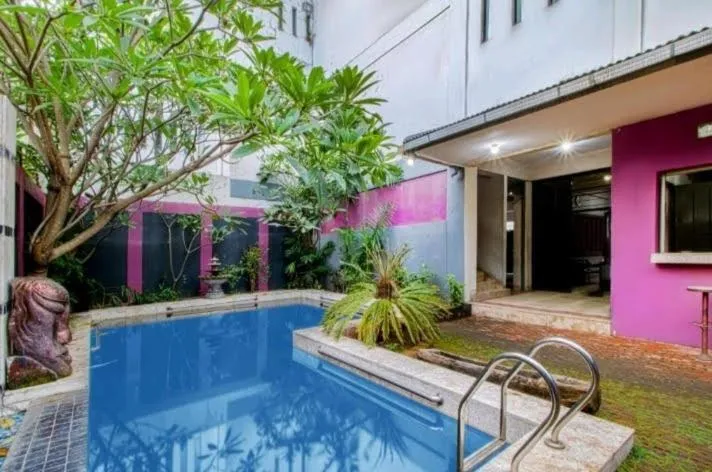 Swimming pool in Tobana House Bintaro