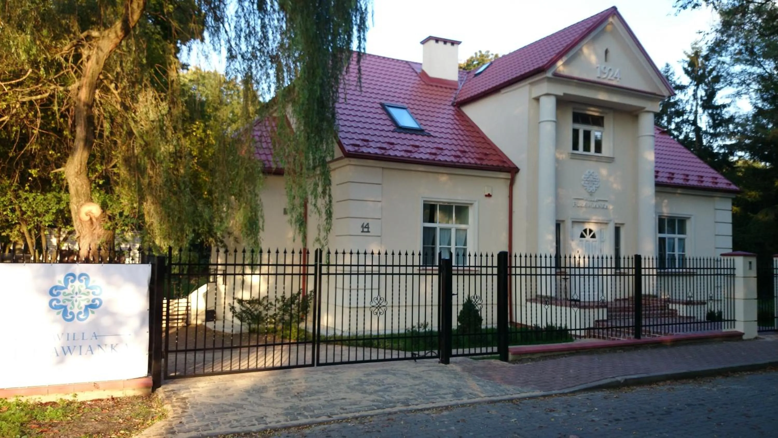 Facade/entrance in Willa Puławianka