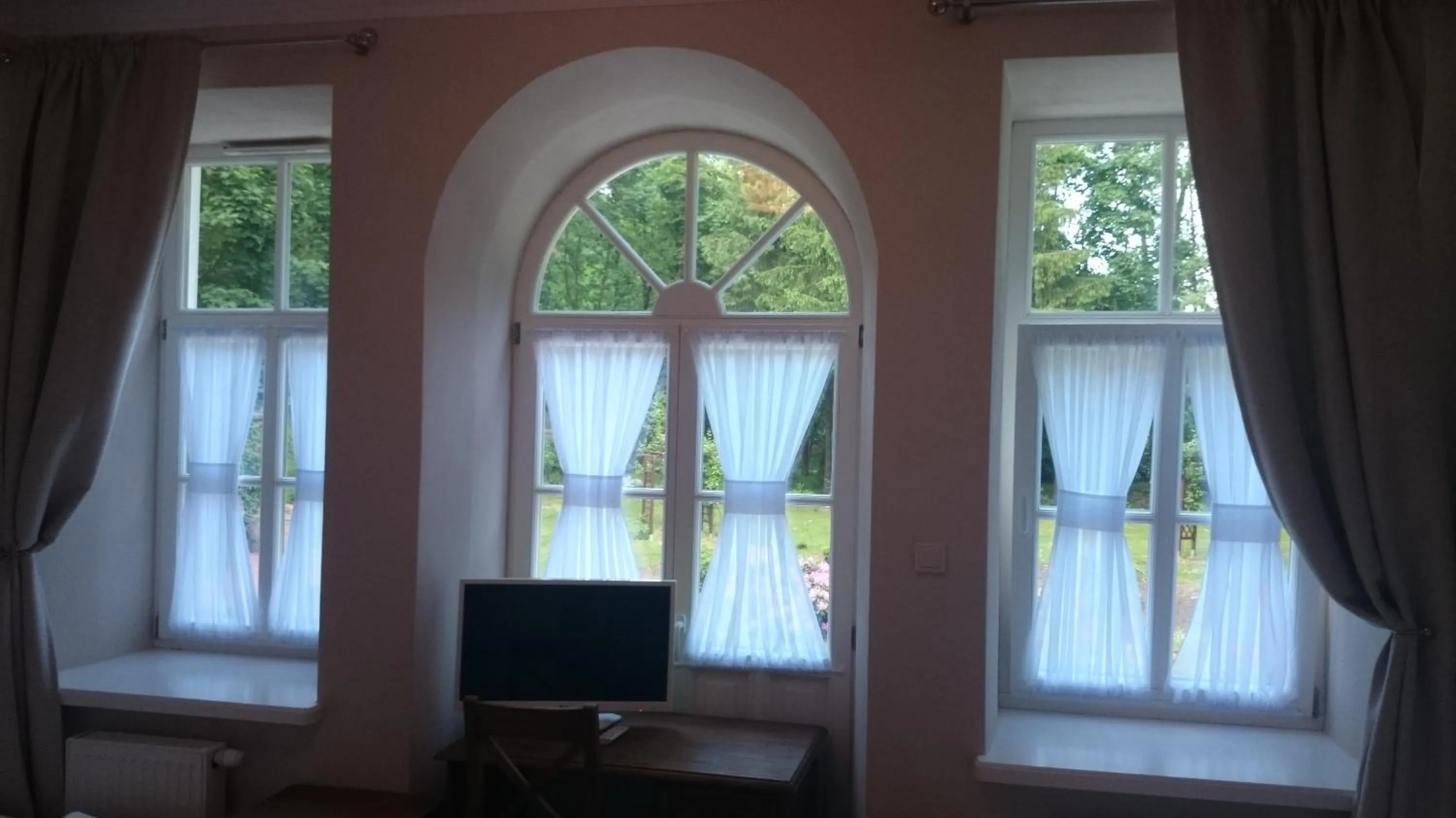 Communal lounge/ TV room in Willa Puławianka