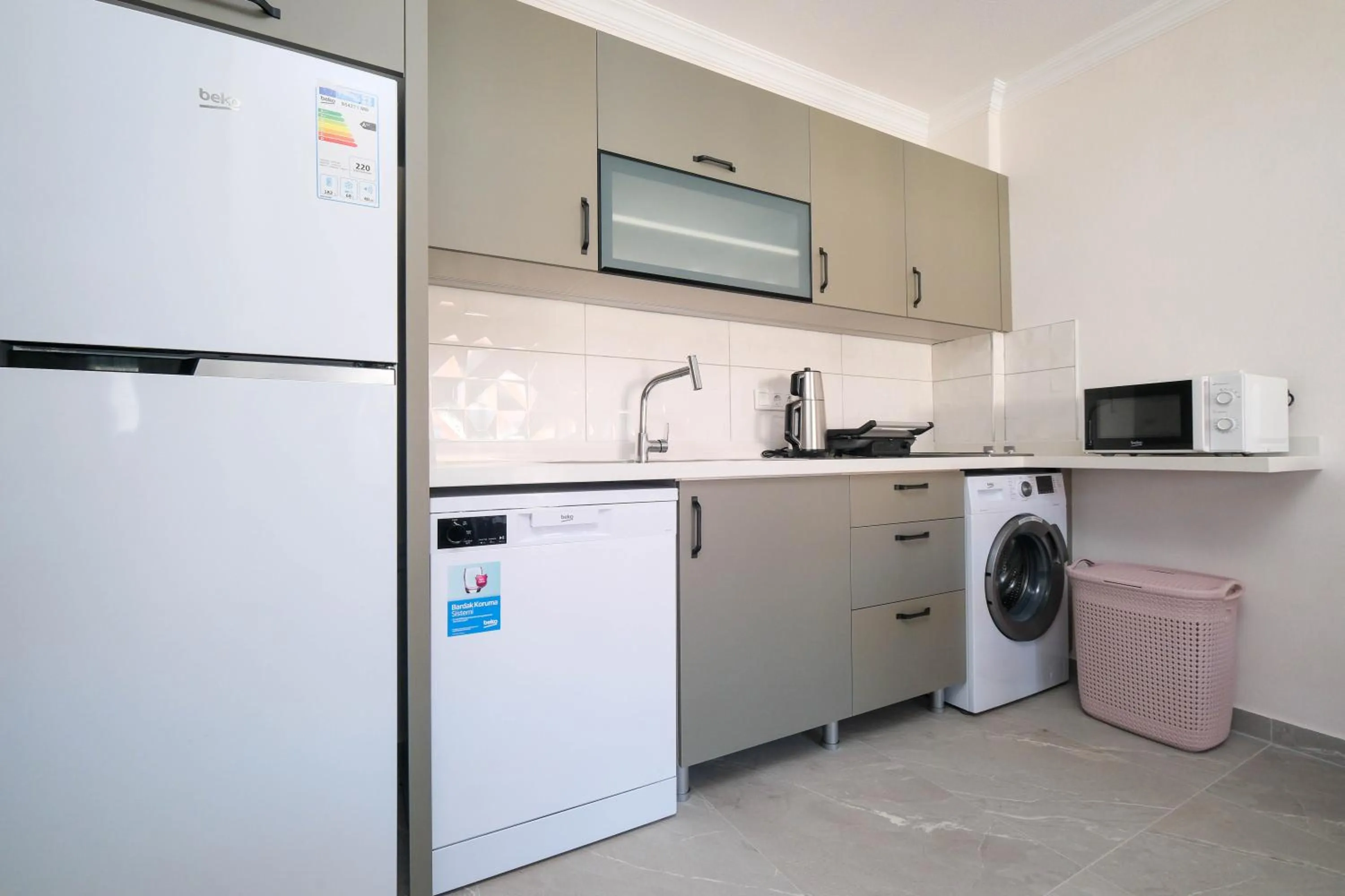 Apartment with Mountain View in The Diplomat Hotel