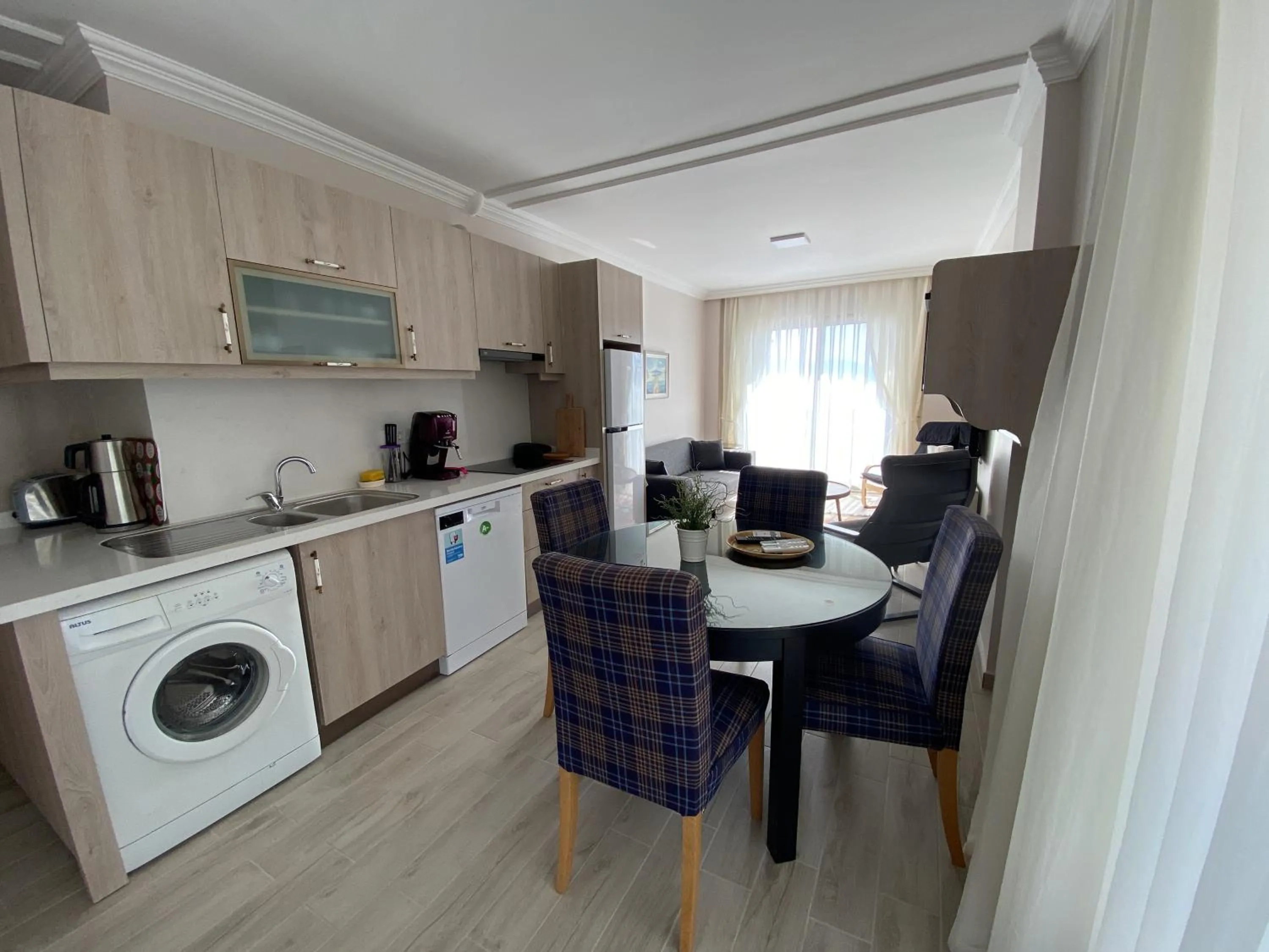 Coffee/tea facilities in The Diplomat Hotel