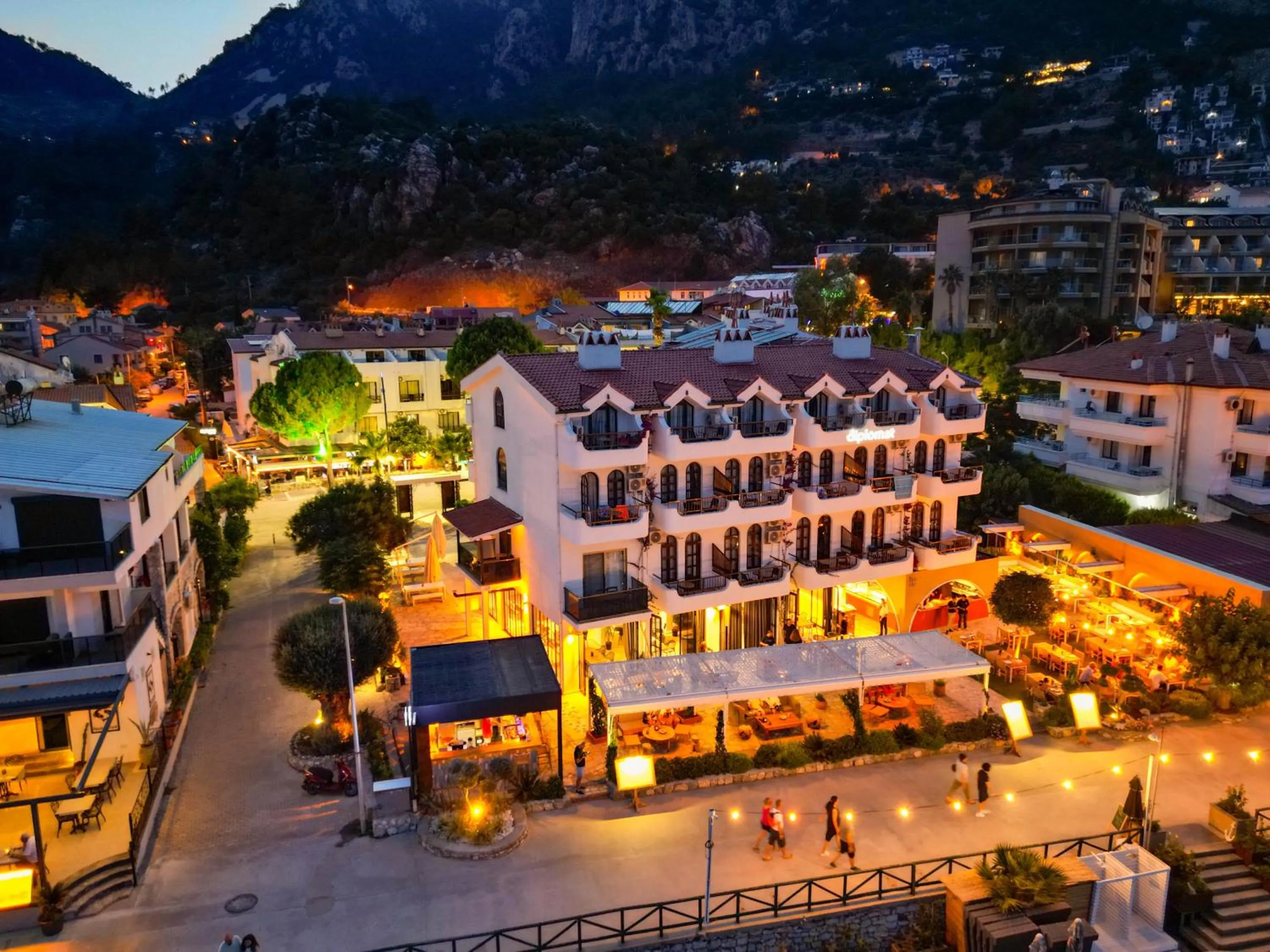 Night in The Diplomat Hotel