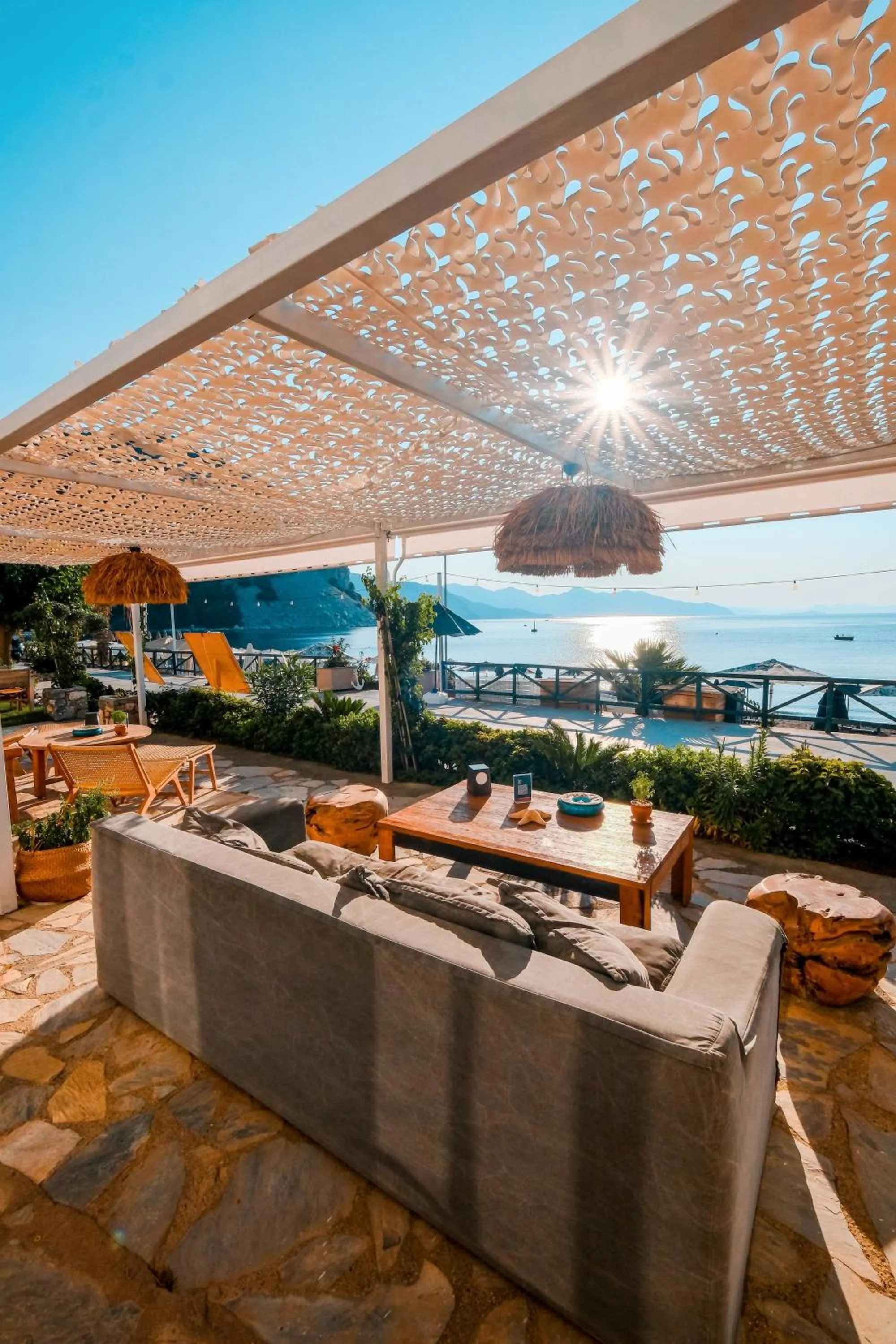 Restaurant/places to eat in The Diplomat Hotel