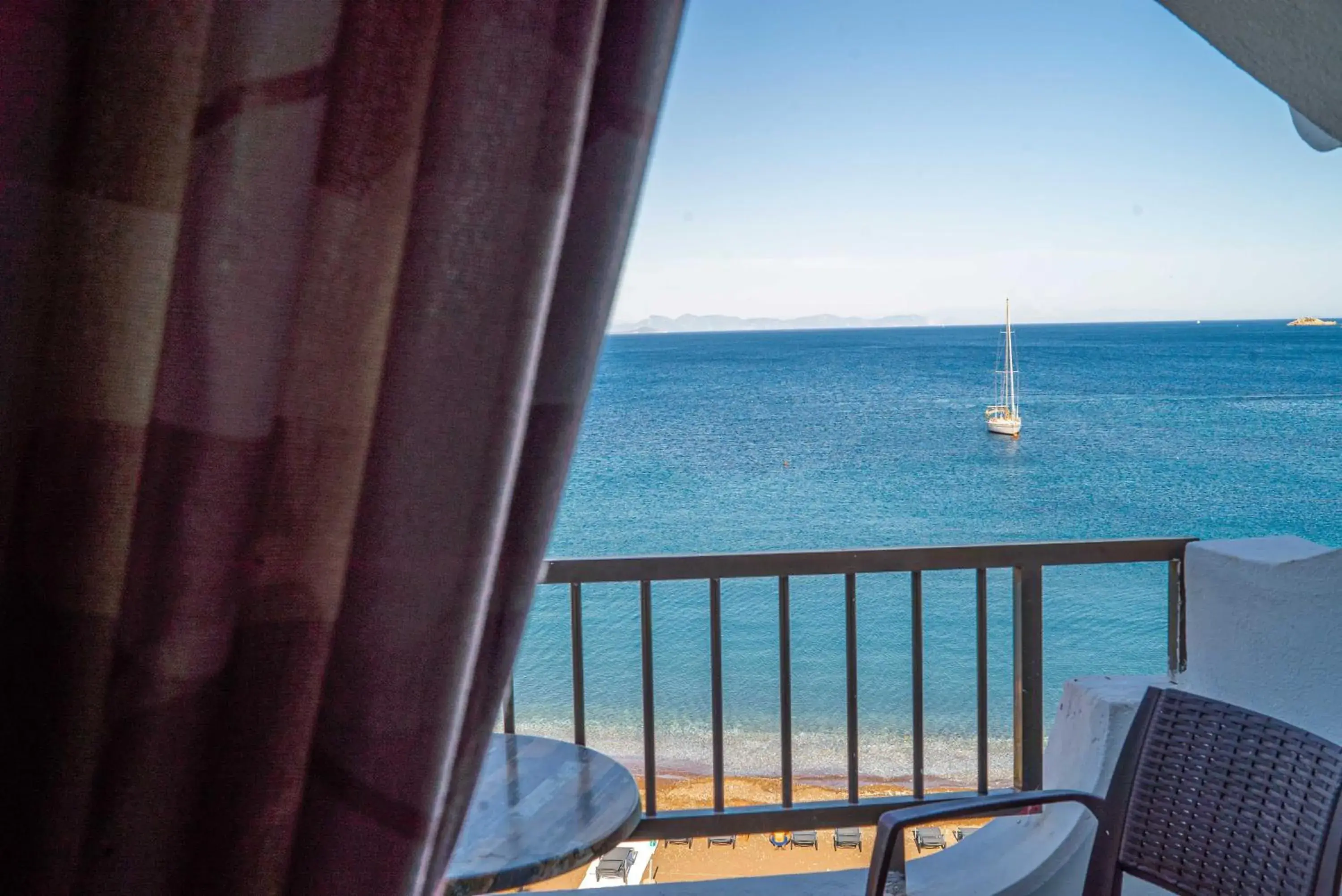 Double or Twin Room with Sea View in The Diplomat Hotel Double or Twin Room with Sea View in The Diplomat Hotel