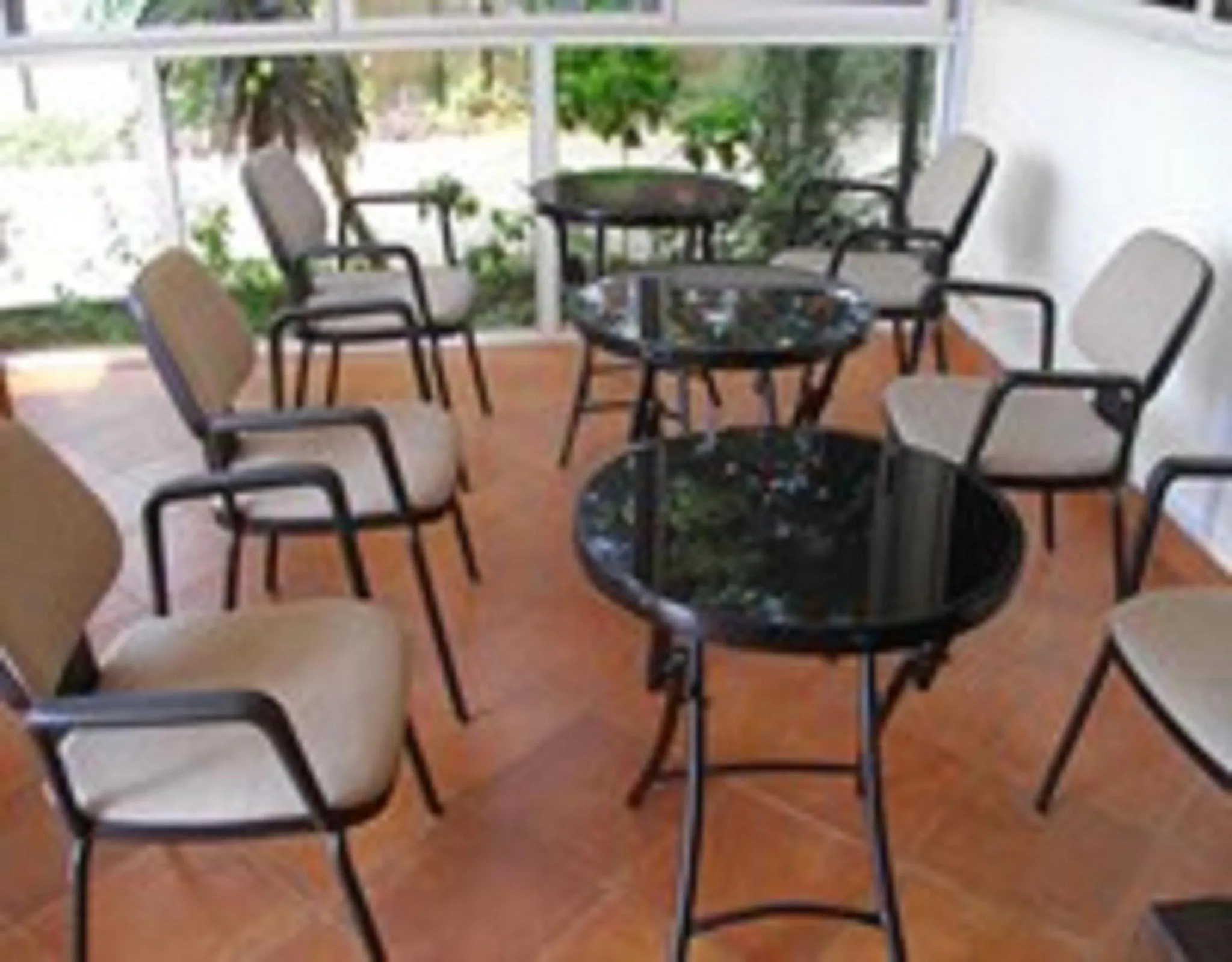 Restaurant/places to eat in Calabash Green Executive Apartments