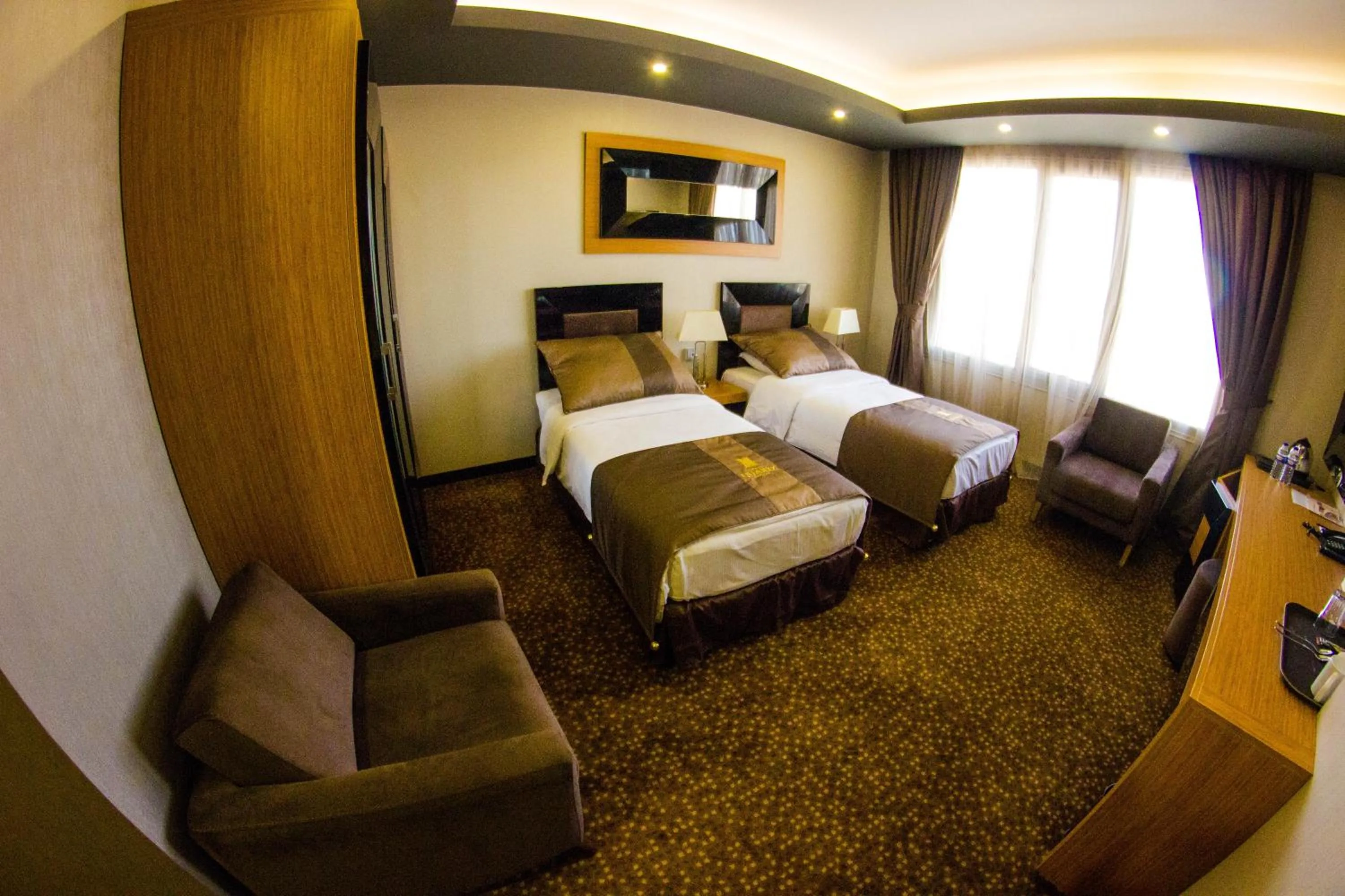 Bedroom, Bed in Erbil Quartz Hotel