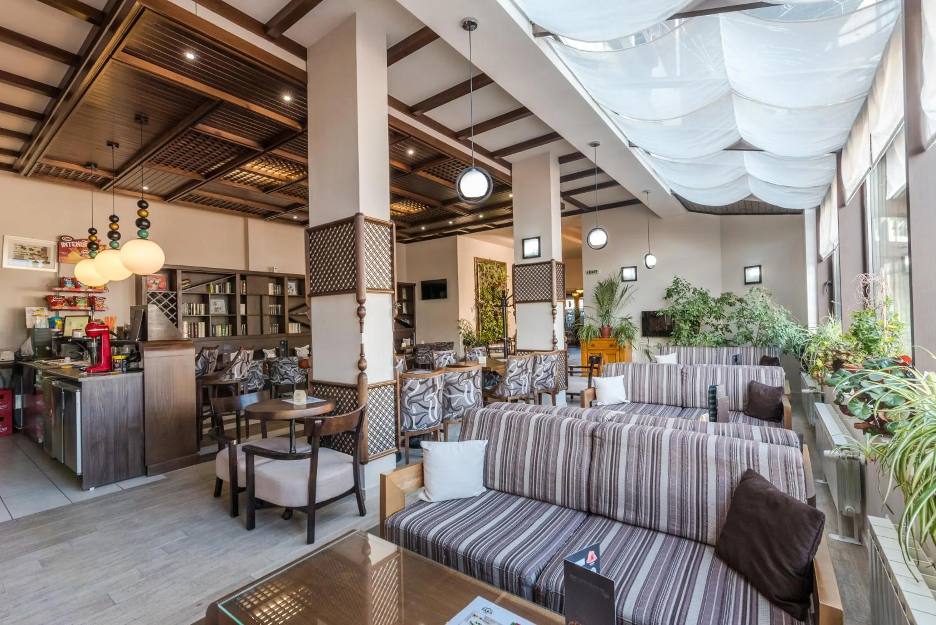 Property building in Hotel Zara