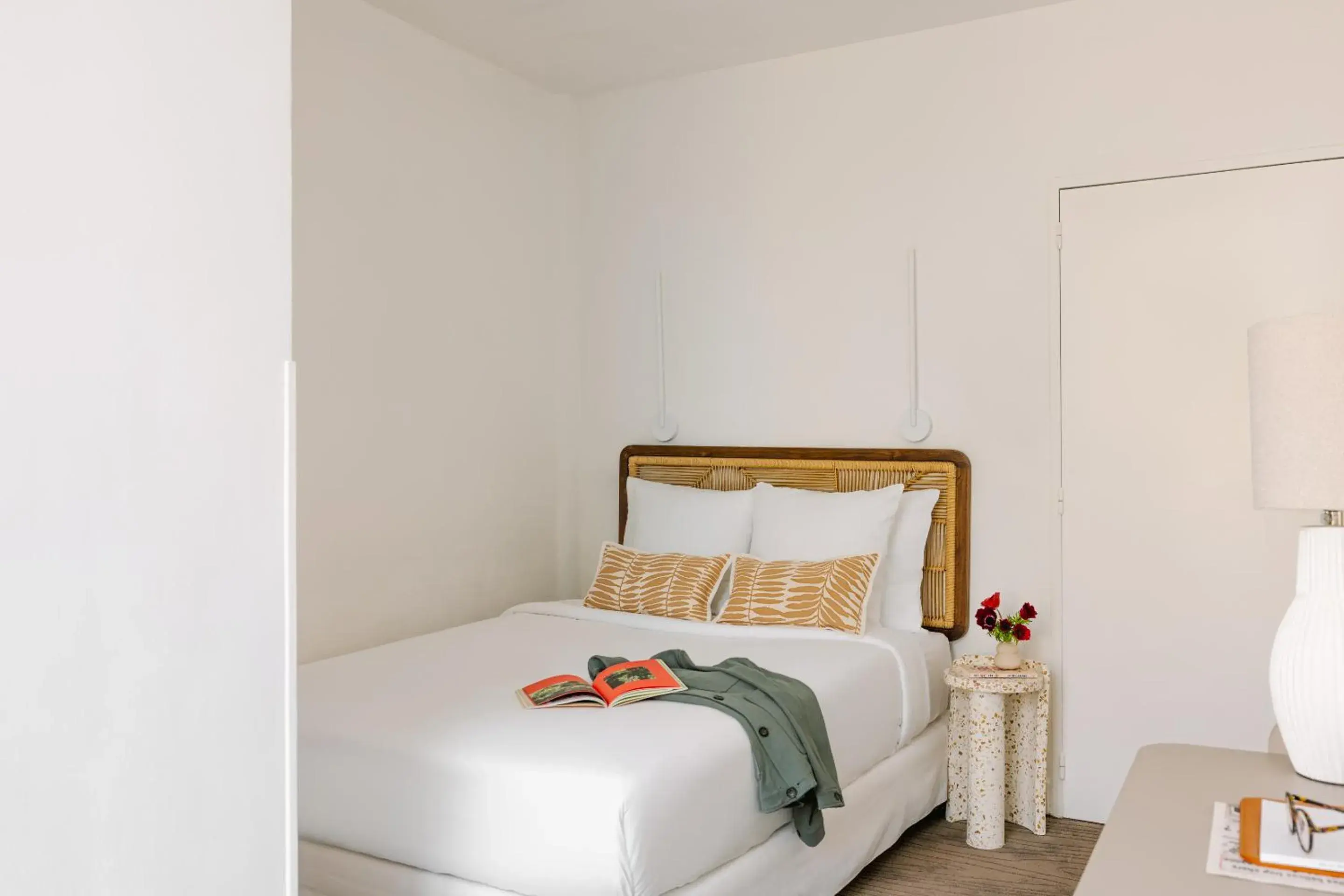 Double Room in Yelo Lumière powered by Sonder Double Room in Yelo Lumière powered by Sonder