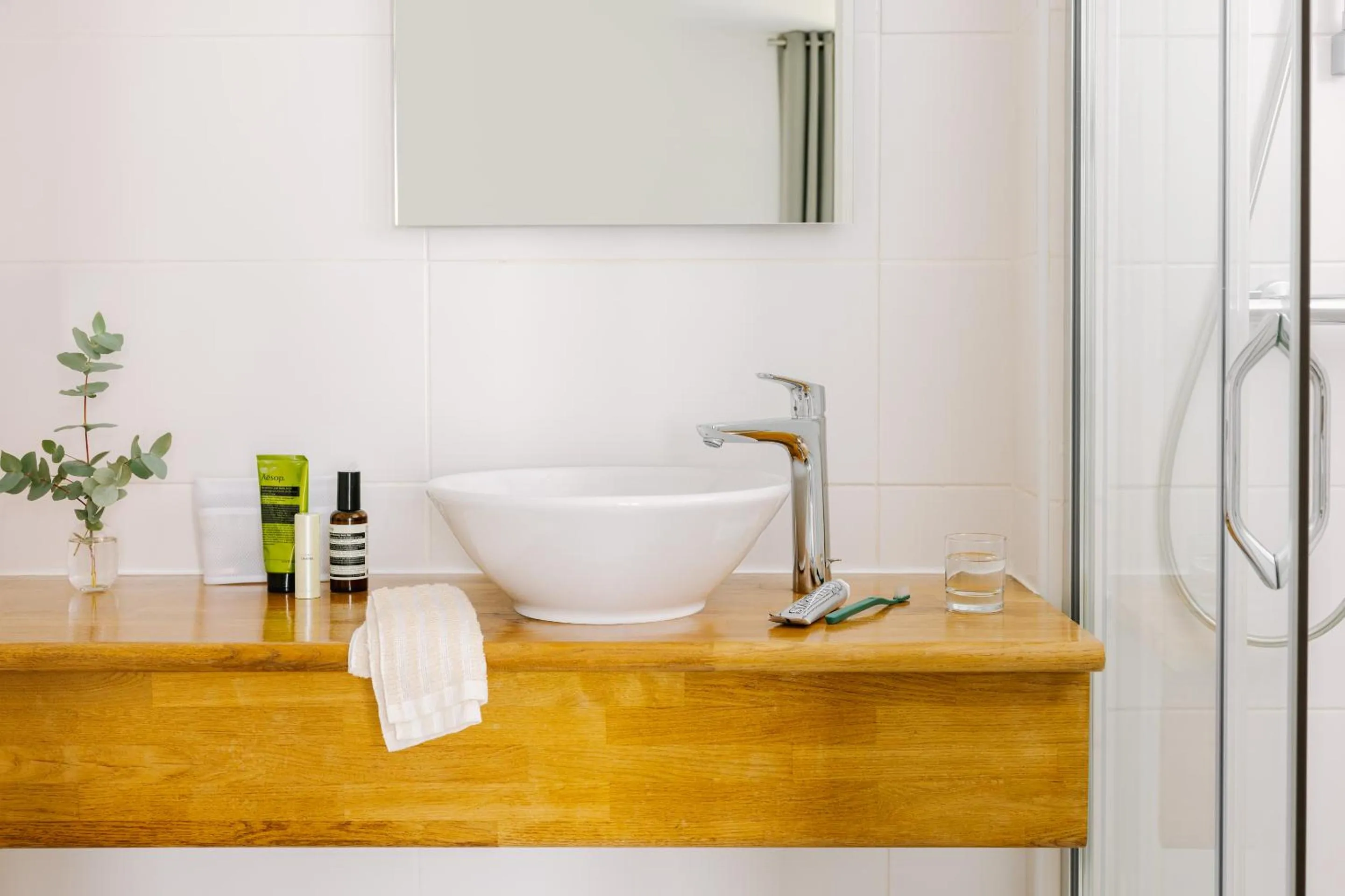 Yelo Lumière powered by Sonder