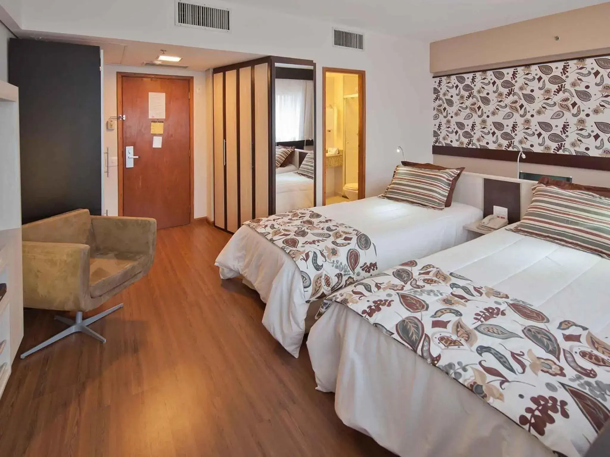 Superior Apartment with Twin Beds in Mercure Sao Paulo Bela Vista Superior Apartment with Twin Beds in Mercure Sao Paulo Bela Vista