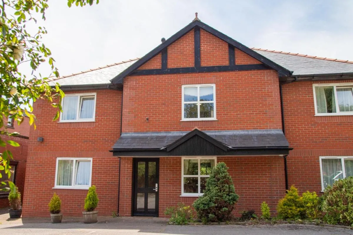 Property building in The Chetwynde - Self Check In HMO