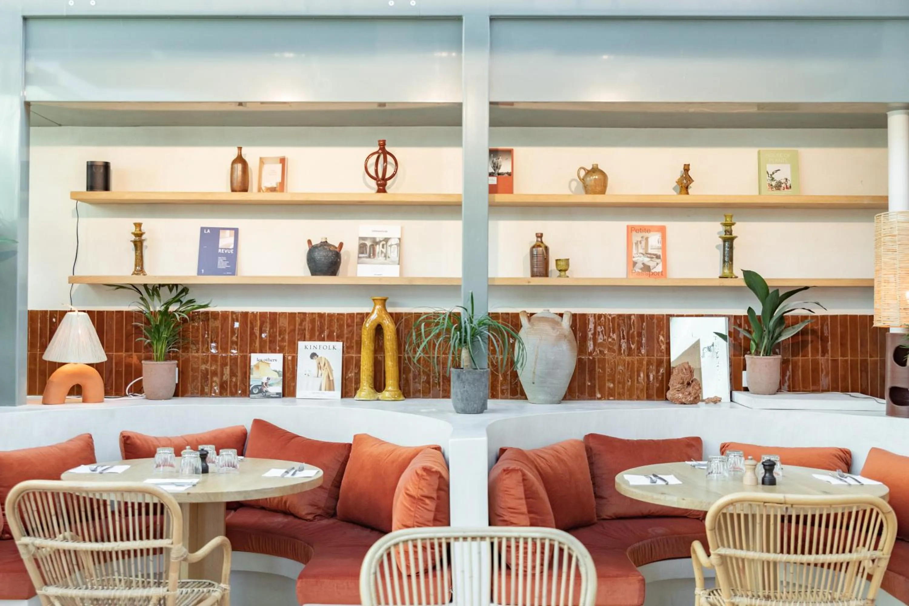 Restaurant/places to eat in Domaine Gao