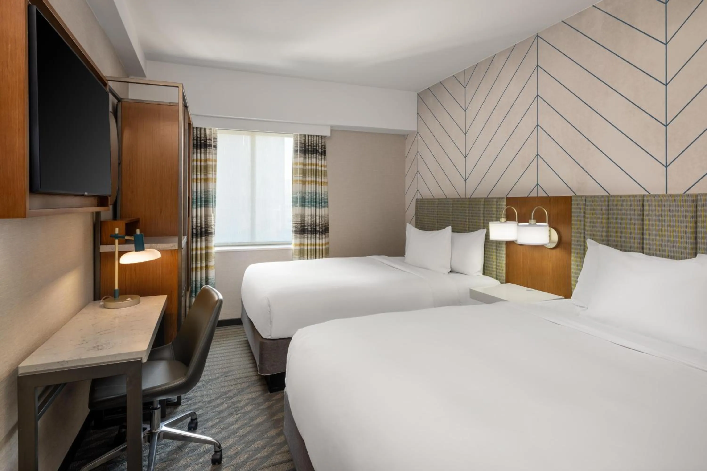 Photo of the whole room, Bed in The Nedia, BW Signature Collection