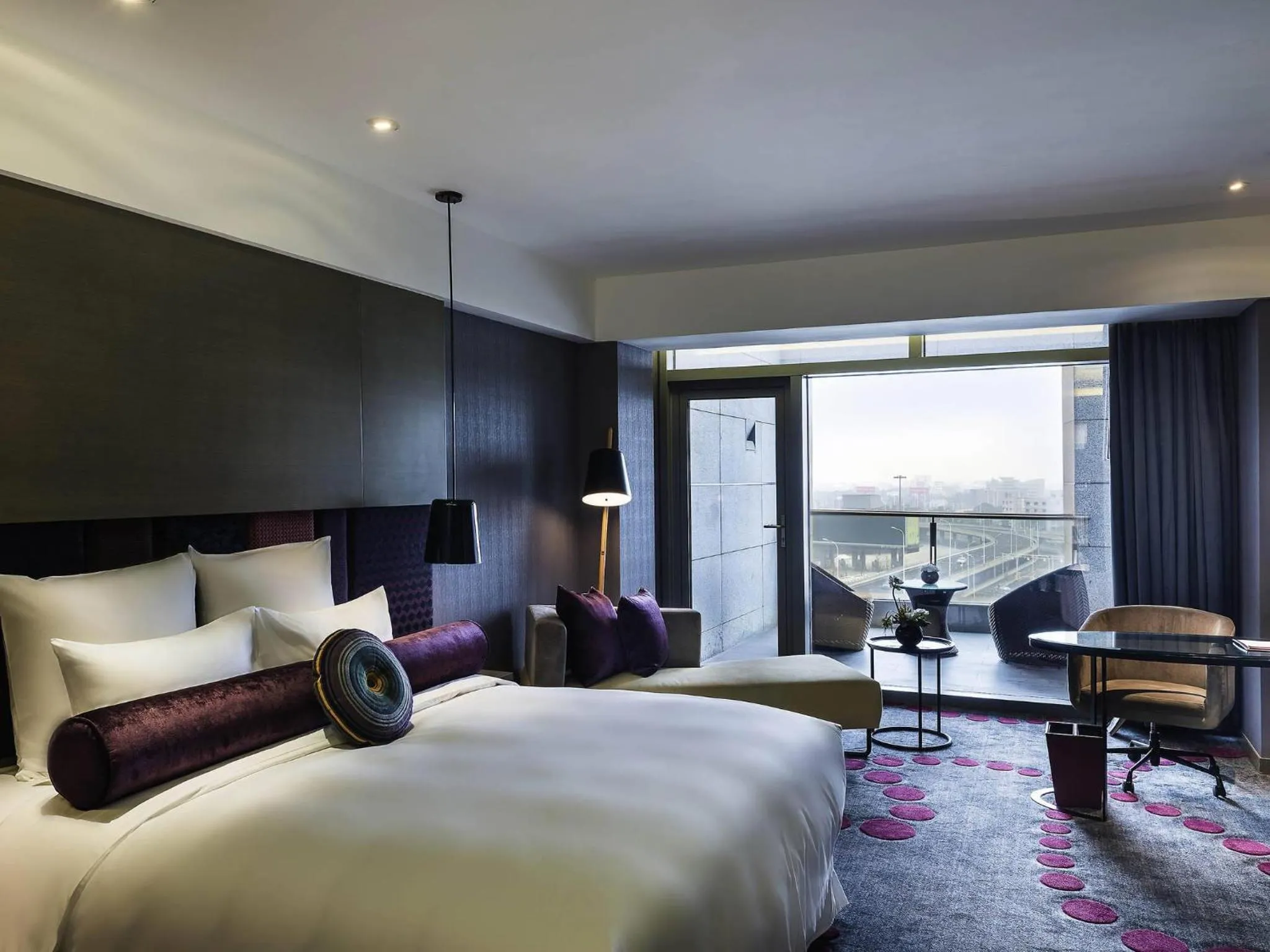 Bedroom, Bed in Pullman Nanjing Lukou Airport