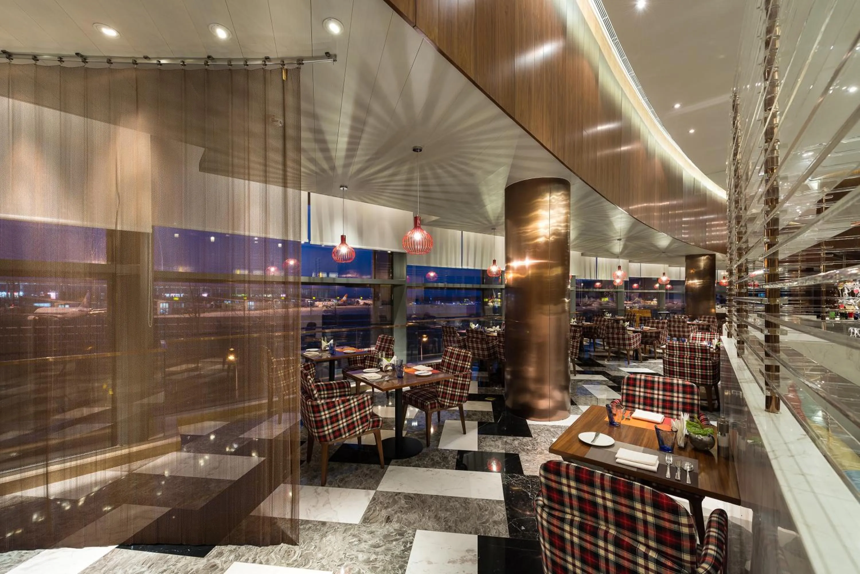 Restaurant/places to eat in Pullman Nanjing Lukou Airport