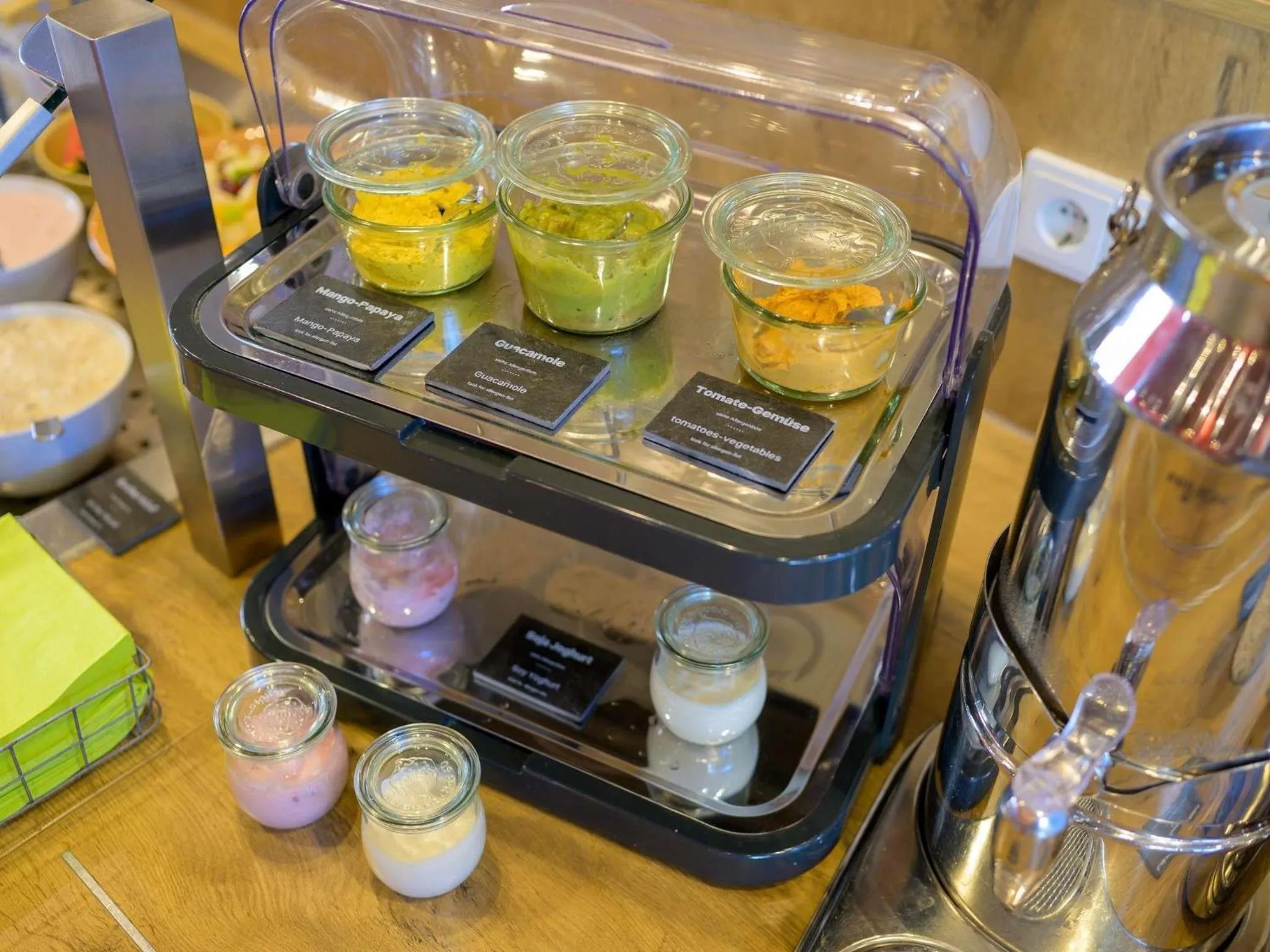 Restaurant/places to eat in Ibis München City Arnulfpark