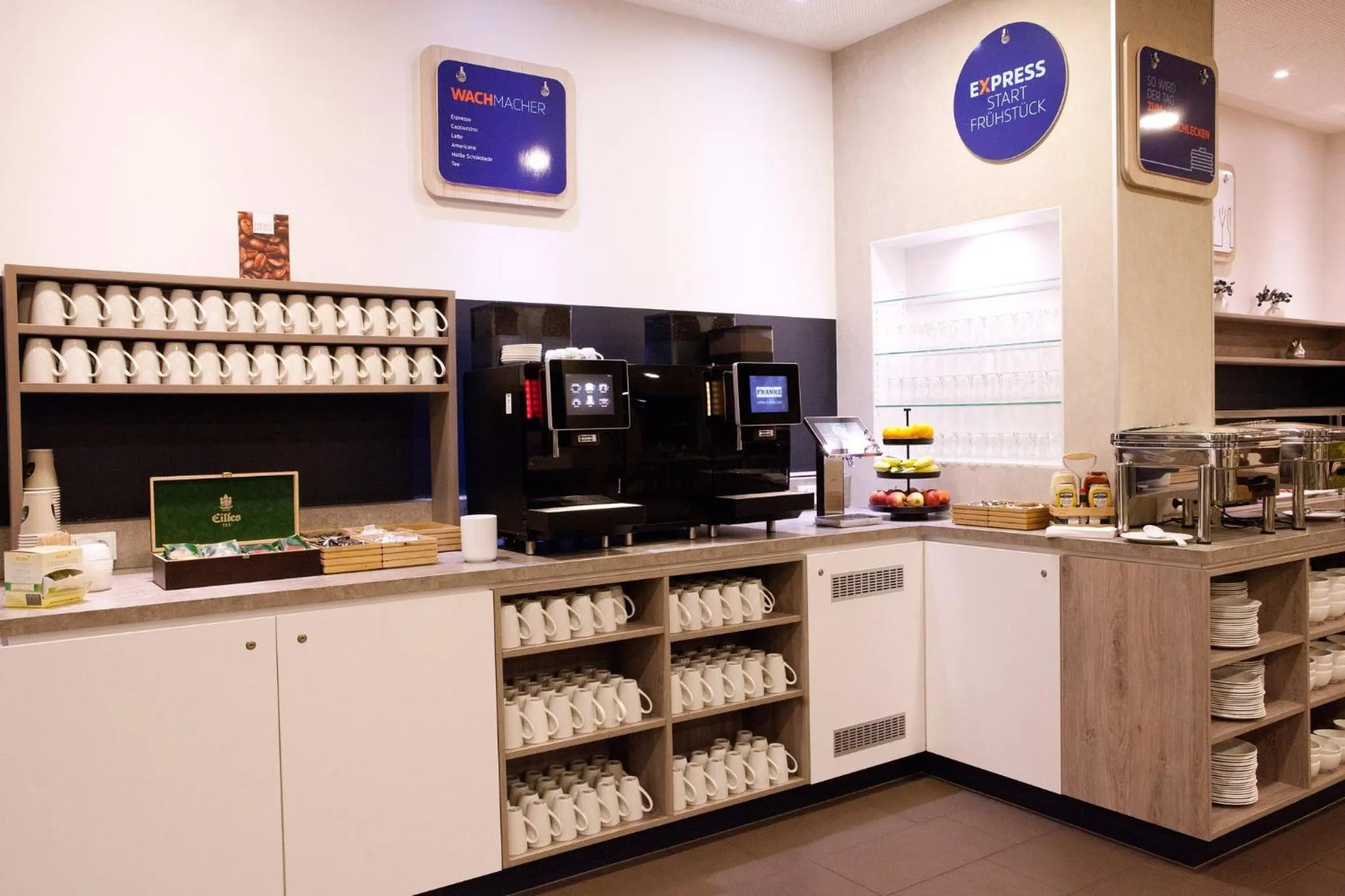 Restaurant/places to eat in Holiday Inn Express Friedrichshafen by IHG