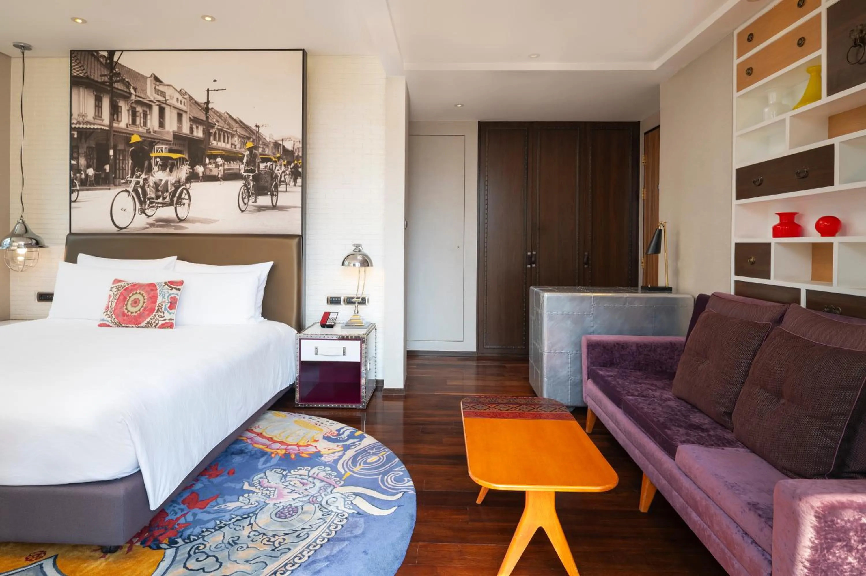 View (from property/room), Bed in Hotel Indigo Bangkok Wireless Road by IHG