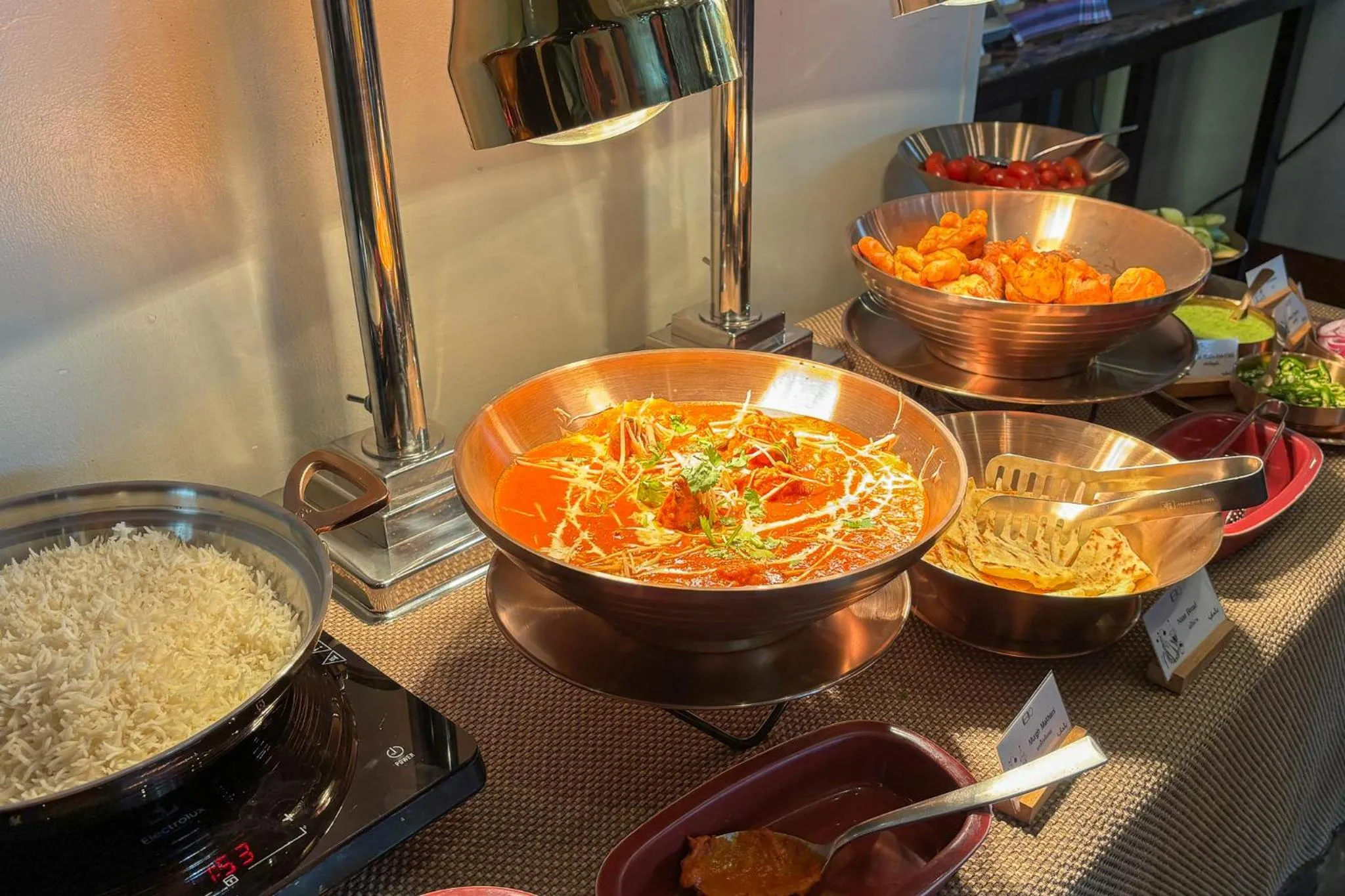 Restaurant/places to eat in Hotel Indigo Bangkok Wireless Road by IHG