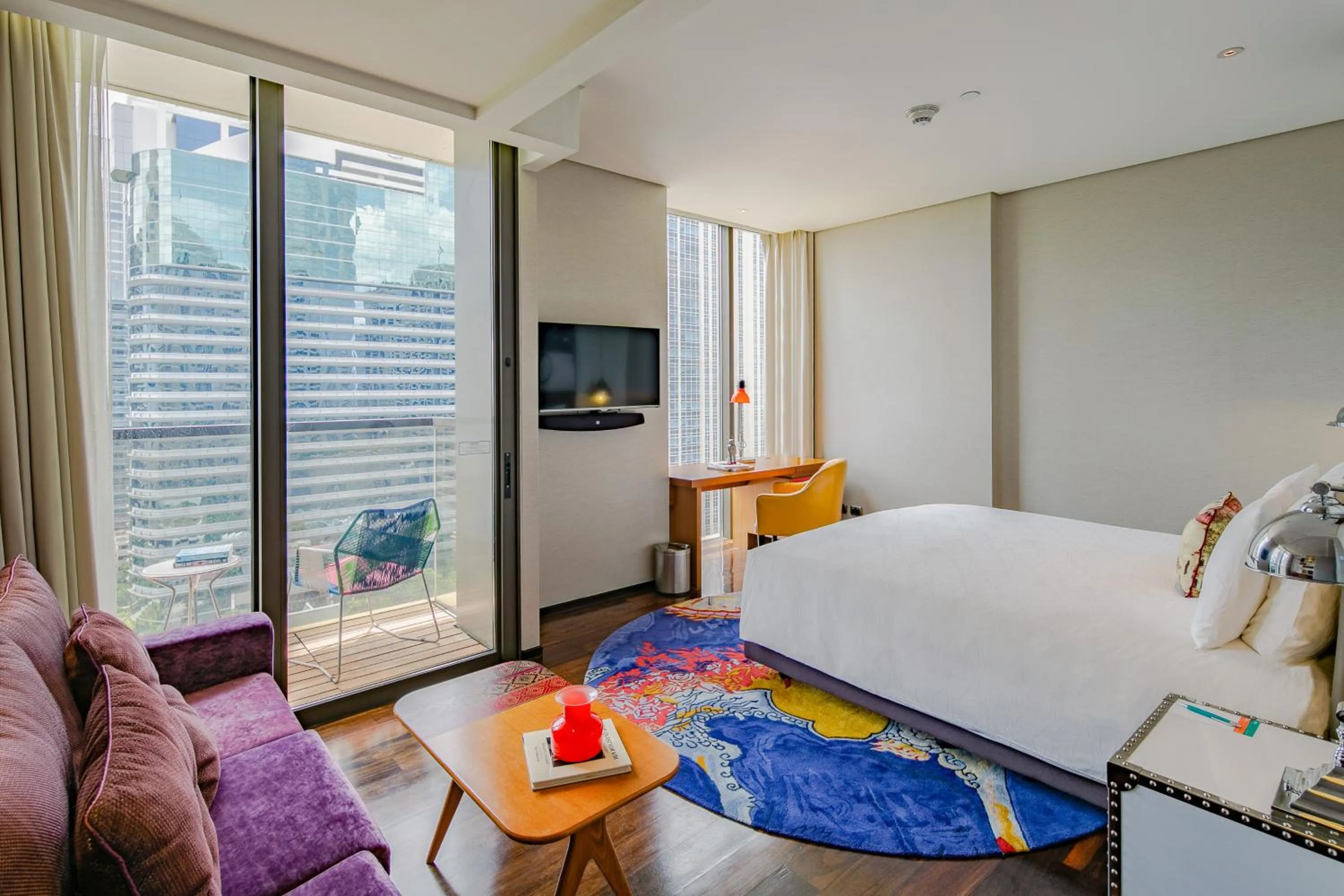 Photo of the whole room, Bed in Hotel Indigo Bangkok Wireless Road by IHG