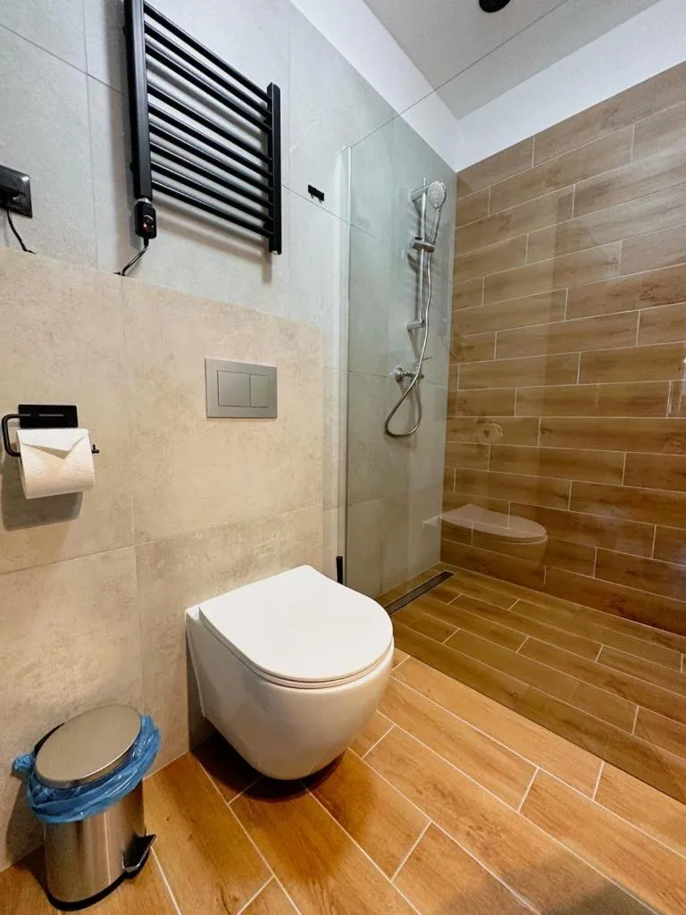 Shower in Hotel Czerwone Korale