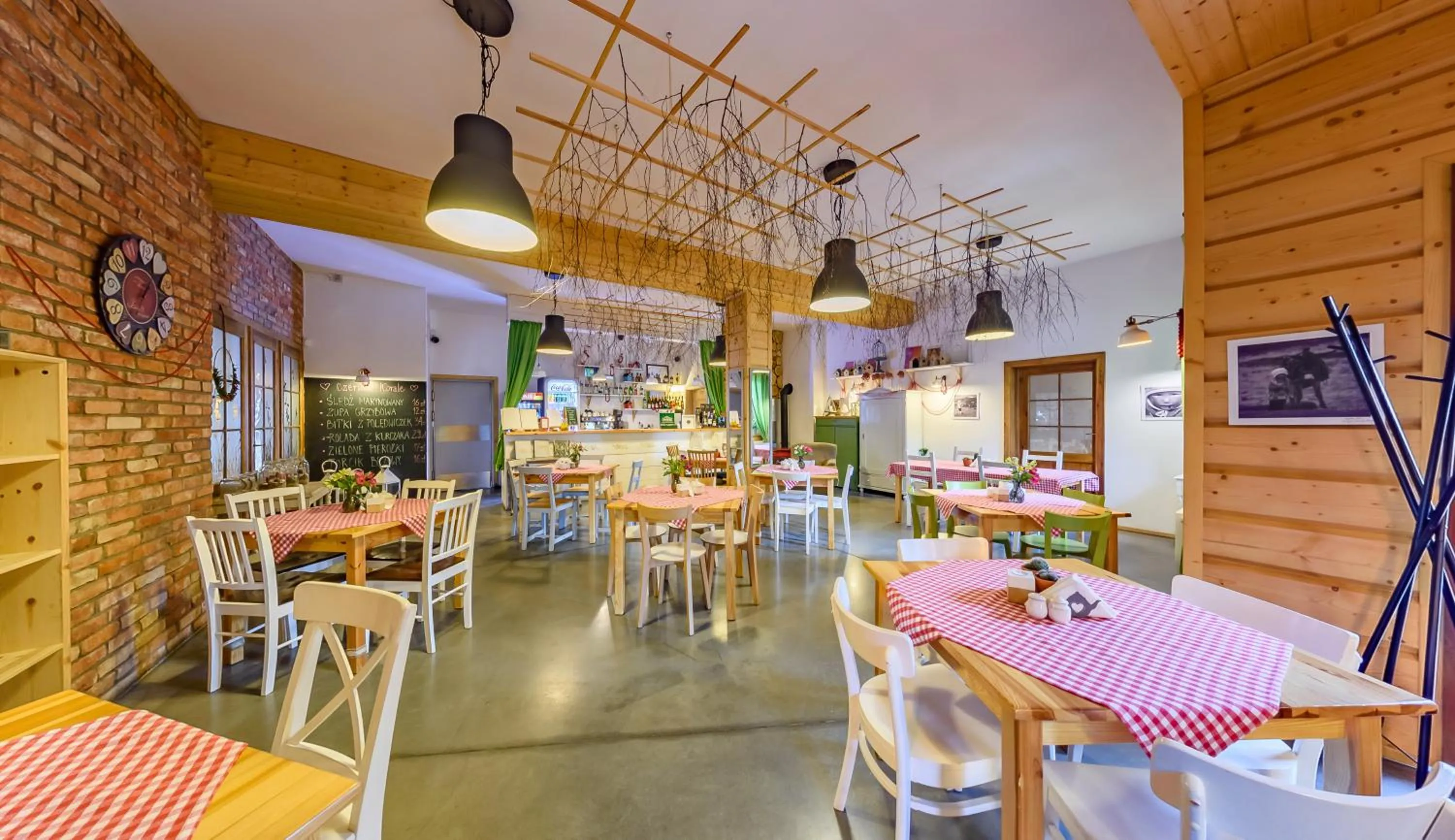 Restaurant/places to eat in Hotel Czerwone Korale