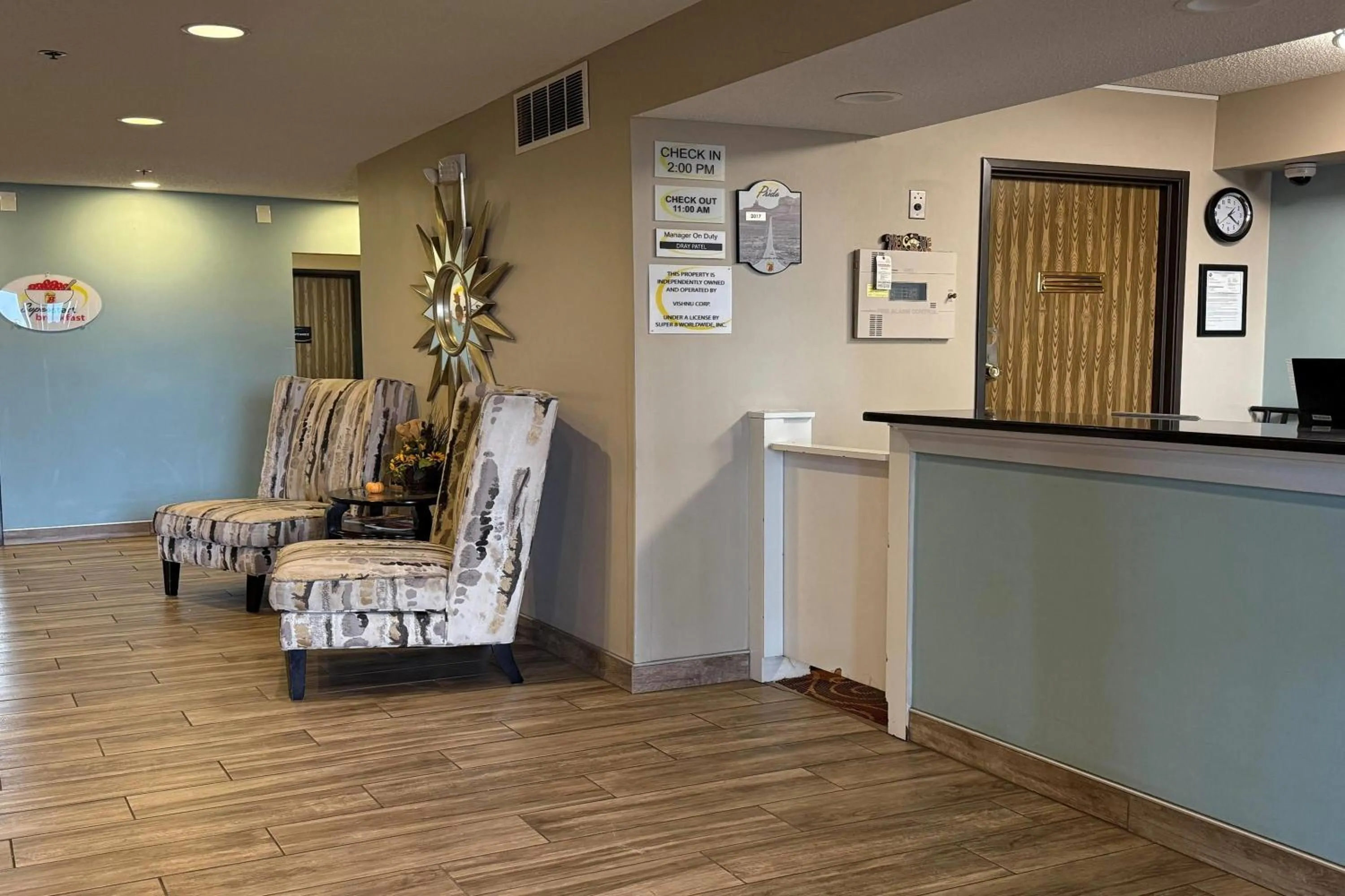 Lobby or reception in Super 8 by Wyndham Evansville North