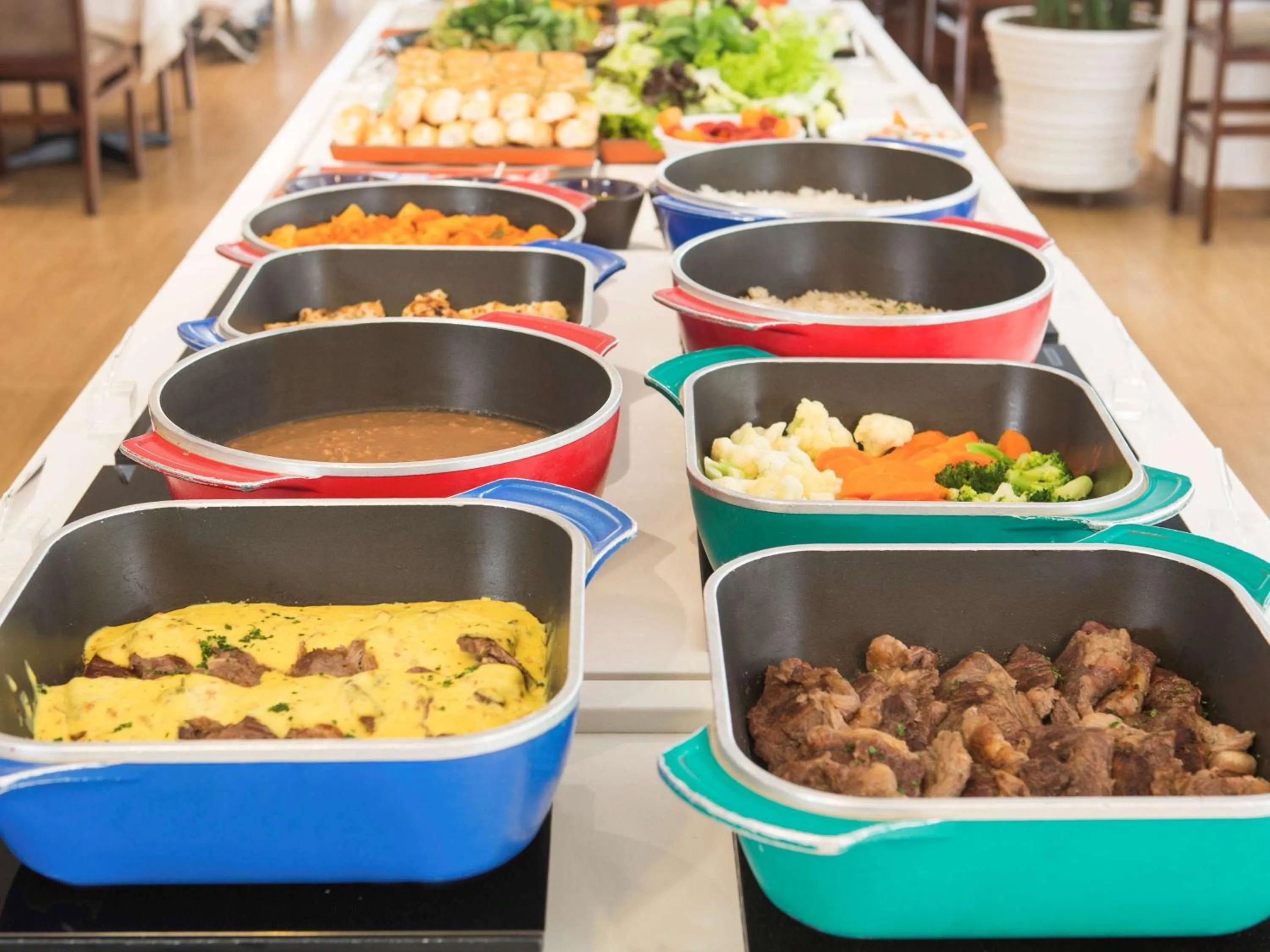 Restaurant/places to eat in Mercure Sao Paulo Vila Olimpia