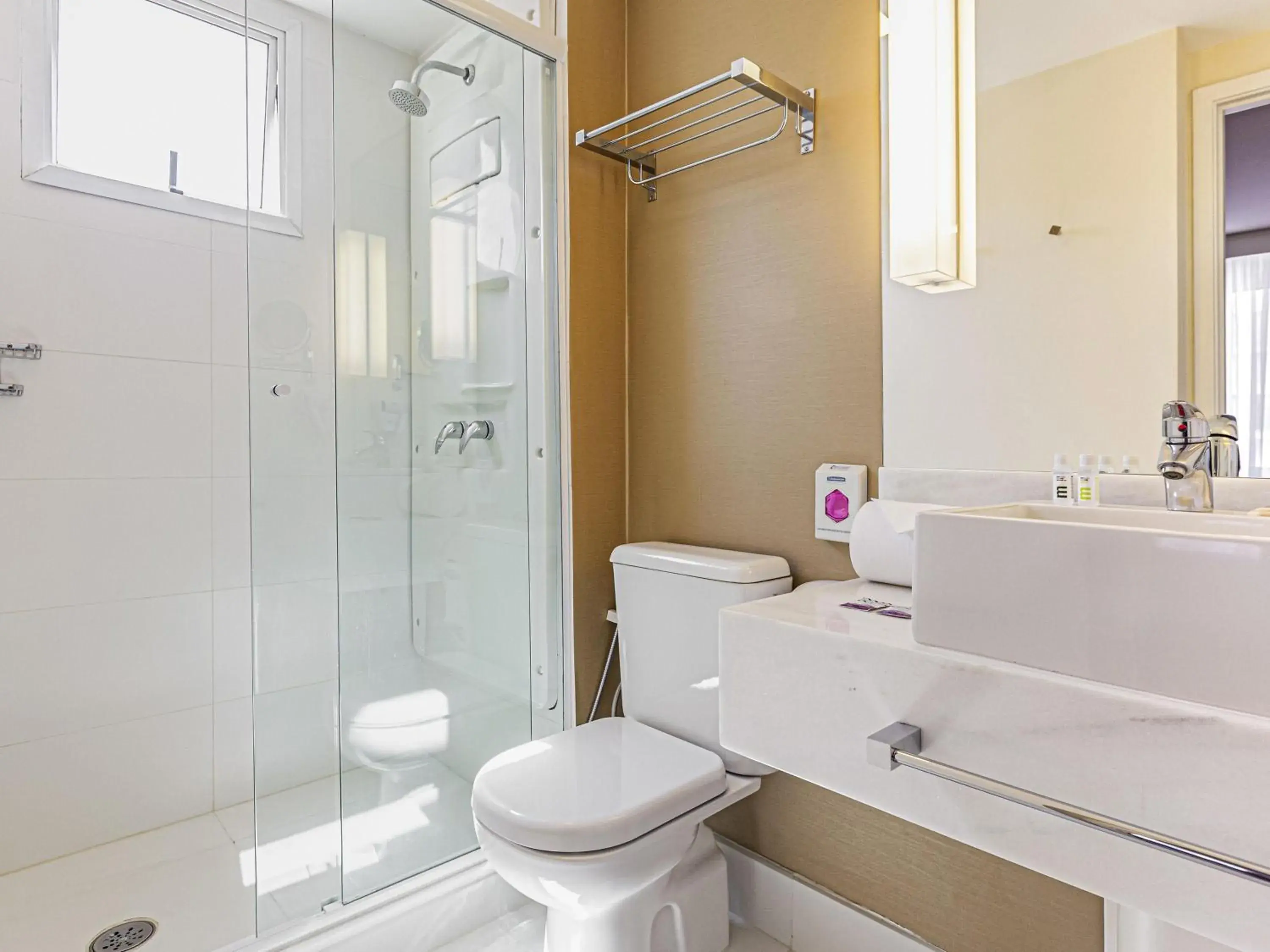 Privilege King Room with City View - single occupancy in Mercure Sao Paulo Vila Olimpia Privilege King Room with City View - single occupancy in Mercure Sao Paulo Vila Olimpia