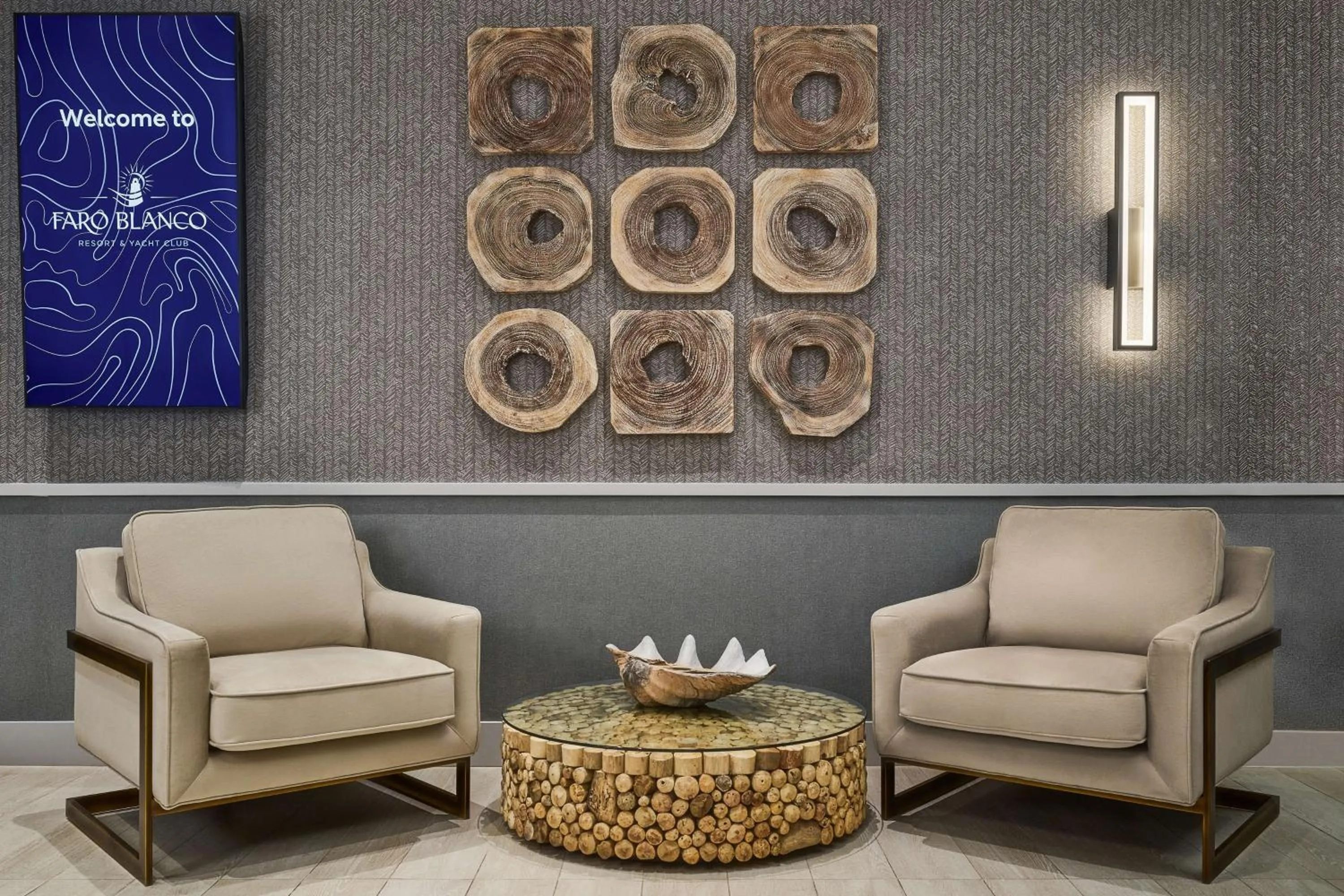 Lobby or reception in Faro Blanco Resort & Yacht Club Marathon, Curio by Hilton