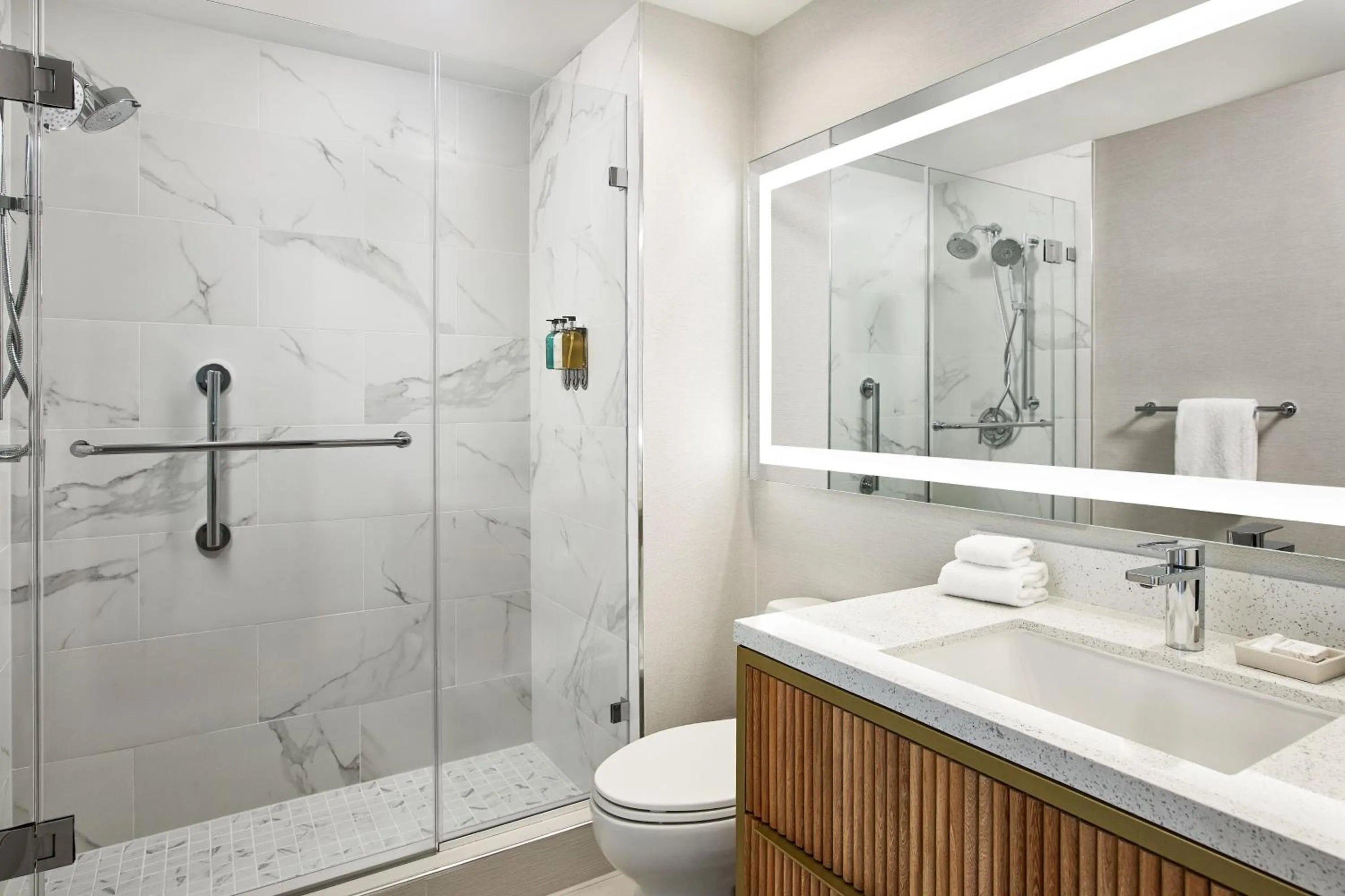 Bathroom in Faro Blanco Resort & Yacht Club Marathon, Curio by Hilton