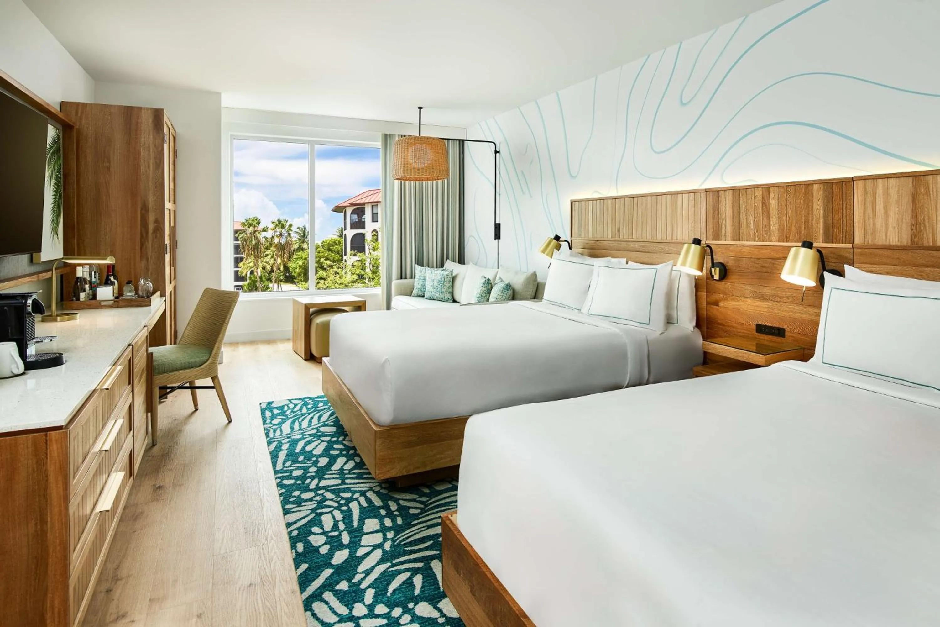 Bed in Faro Blanco Resort & Yacht Club Marathon, Curio by Hilton