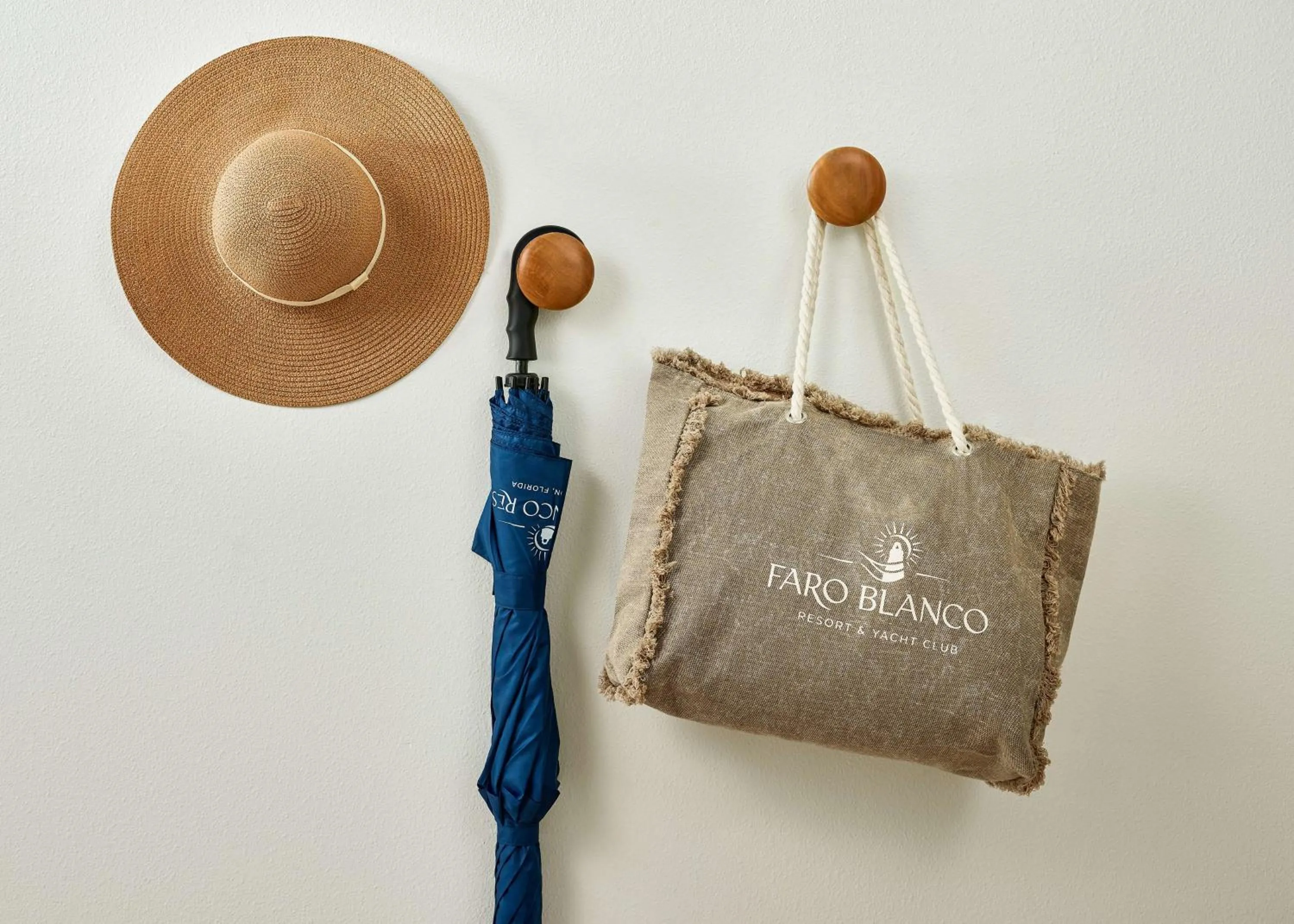 Photo of the whole room in Faro Blanco Resort & Yacht Club Marathon, Curio by Hilton