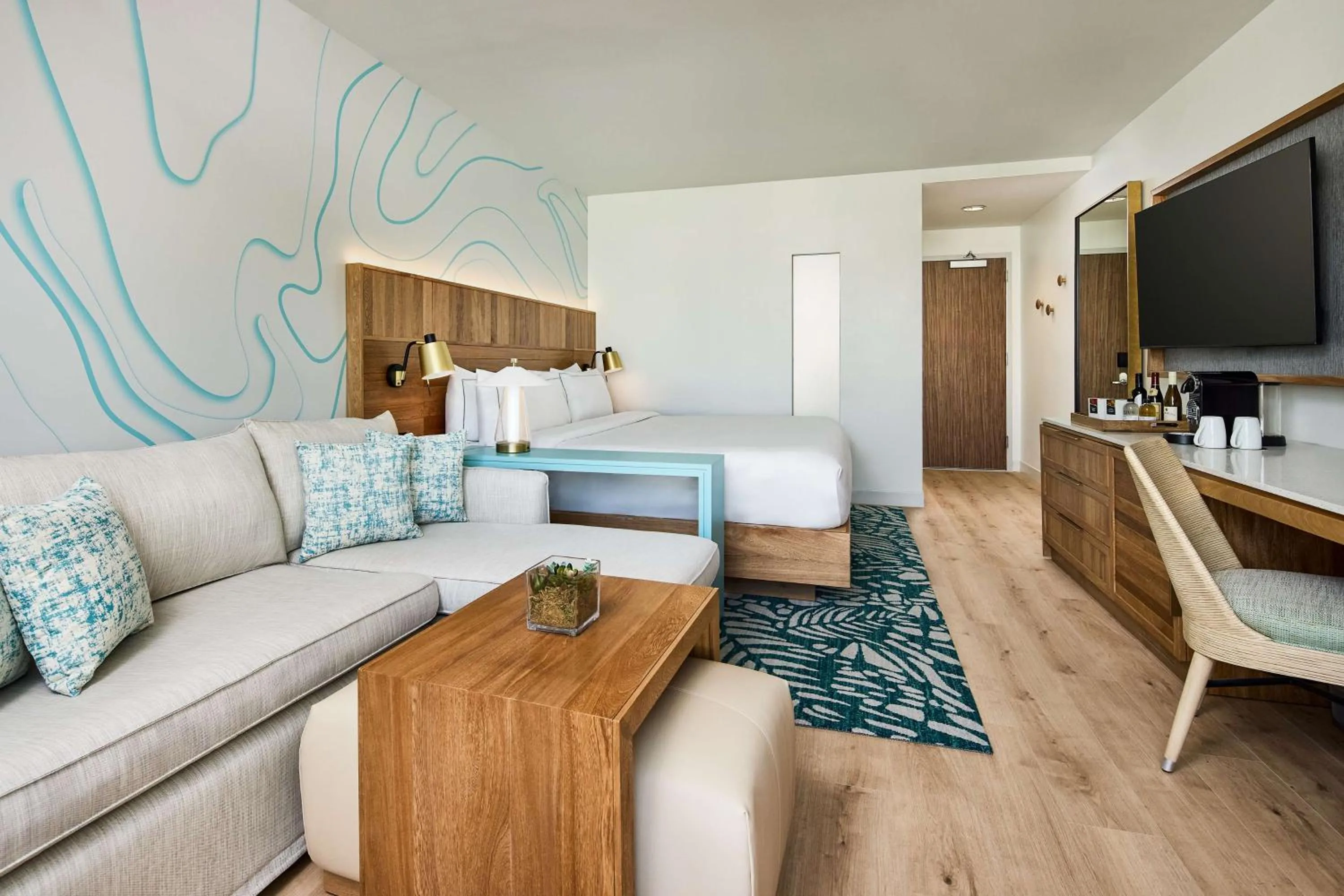 Living room in Faro Blanco Resort & Yacht Club Marathon, Curio by Hilton