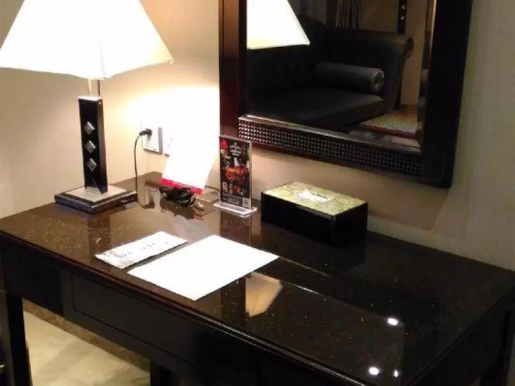 Dongguan Metropolitan Yijing Hotel