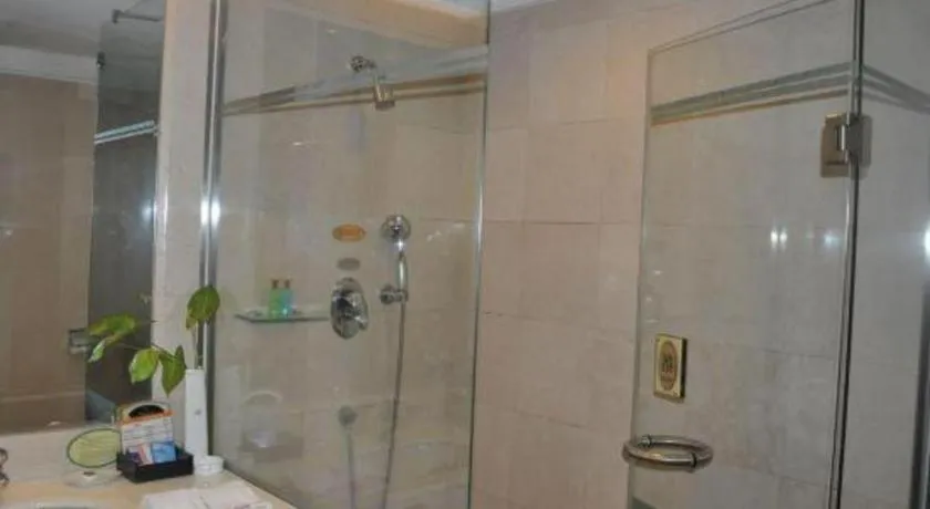 Dongguan Metropolitan Yijing Hotel